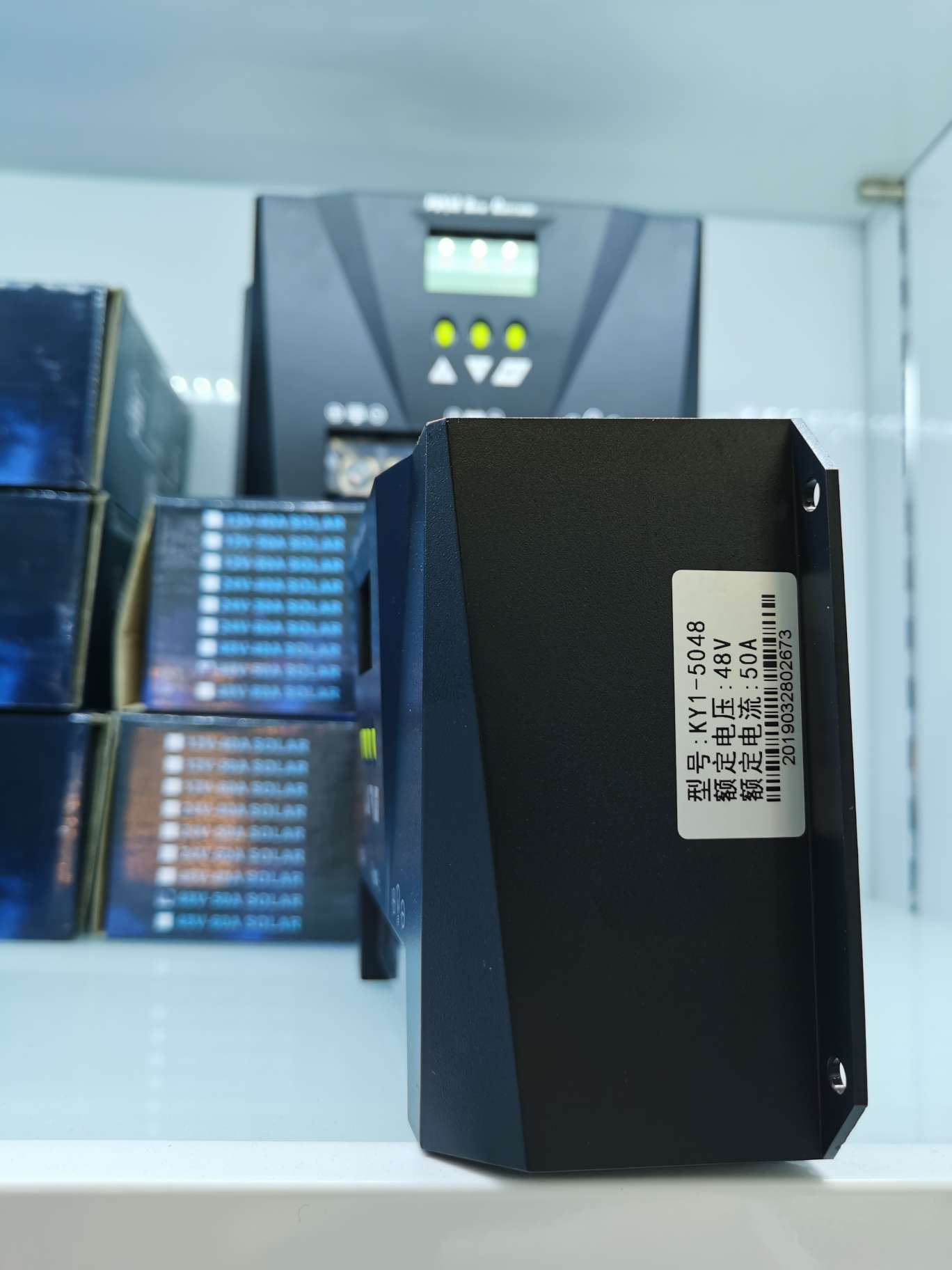 Solar charging controller 50A 48v details Picture
