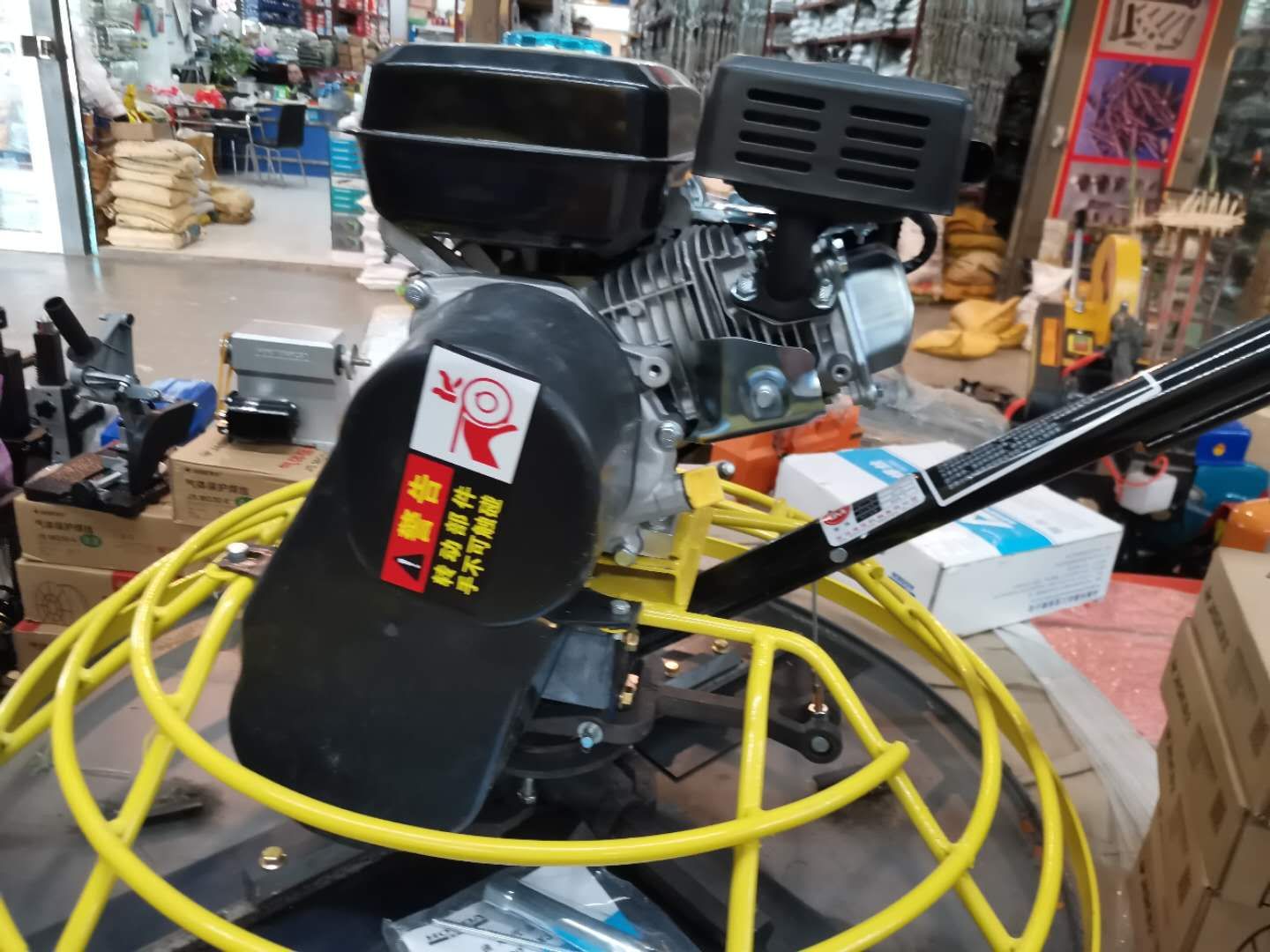 The gasoline polishing machine is highly praised for its low profit margin but high sales volume, honest operation and excellent quality details Picture