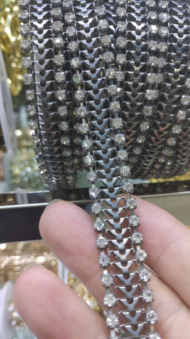 Drill drill clip centipede drill