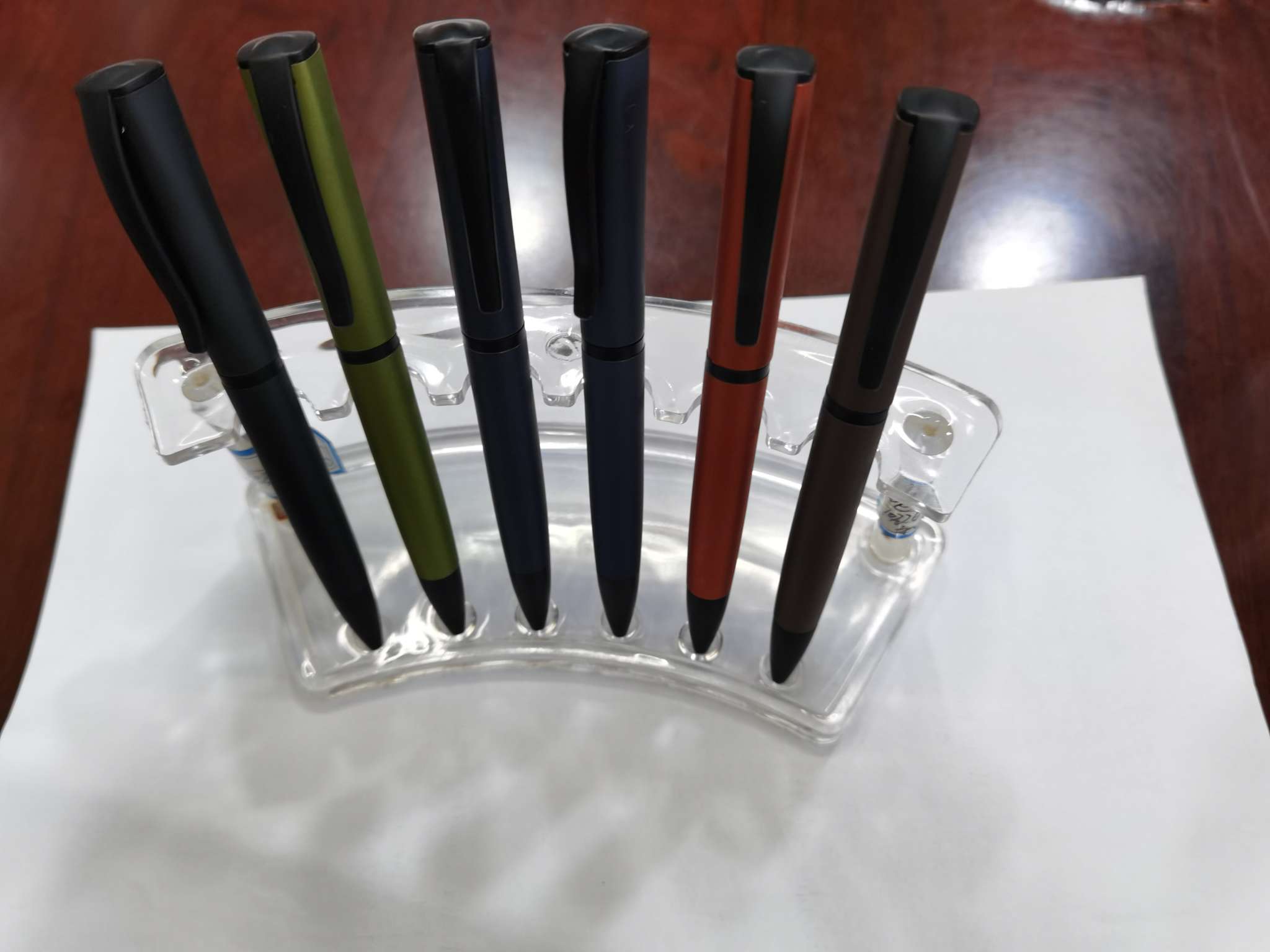 Rotating Plastic Pen
