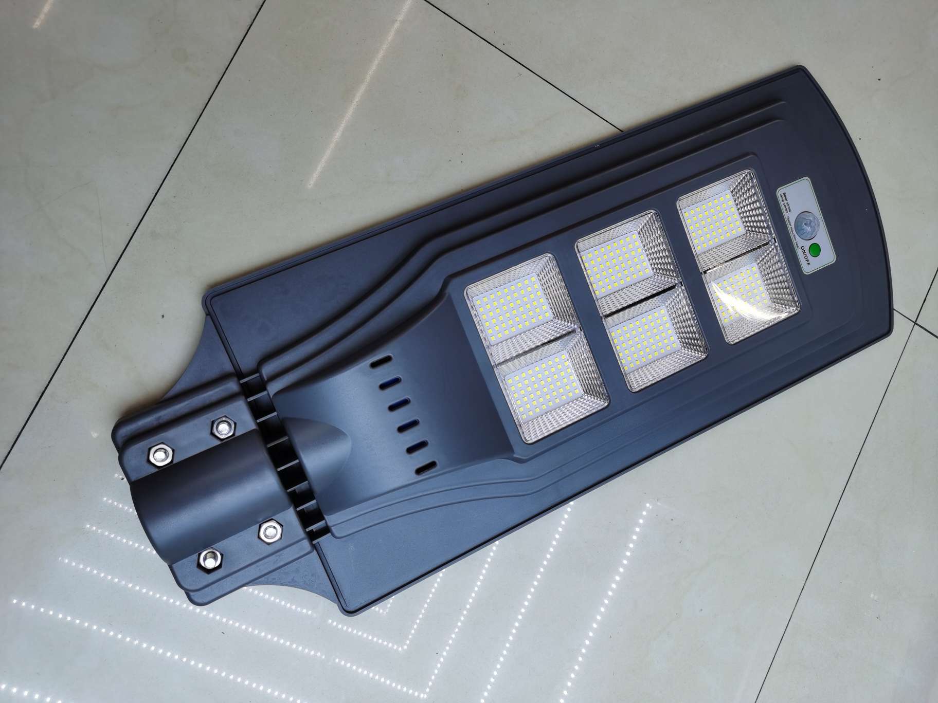 Luz de calle solar gris 60w