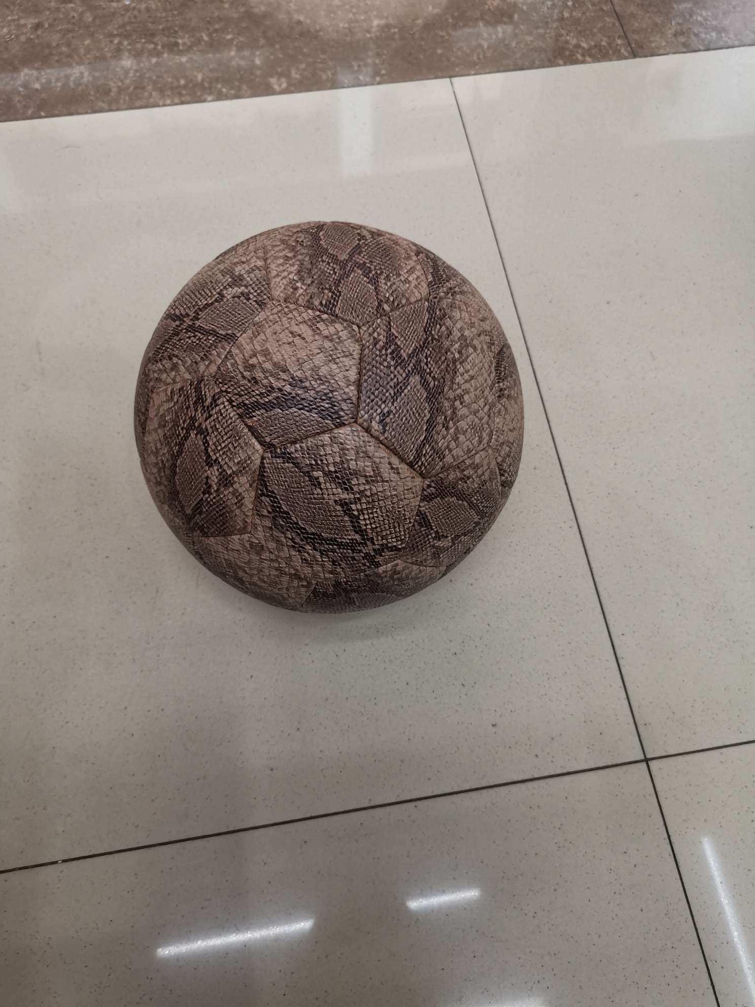 No. 5 pure grey printed ball thumbnail