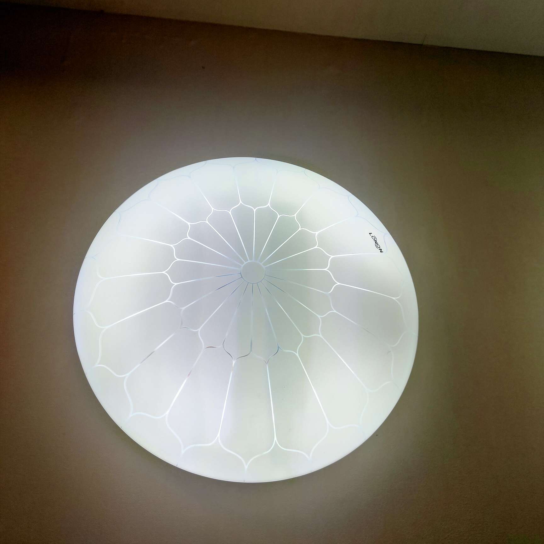 Modern and simple internet-famous bedroom ceiling lamp, led room lamp, Nordic warm and romantic living room lamp, patterned LED ceiling lamp Specification image
