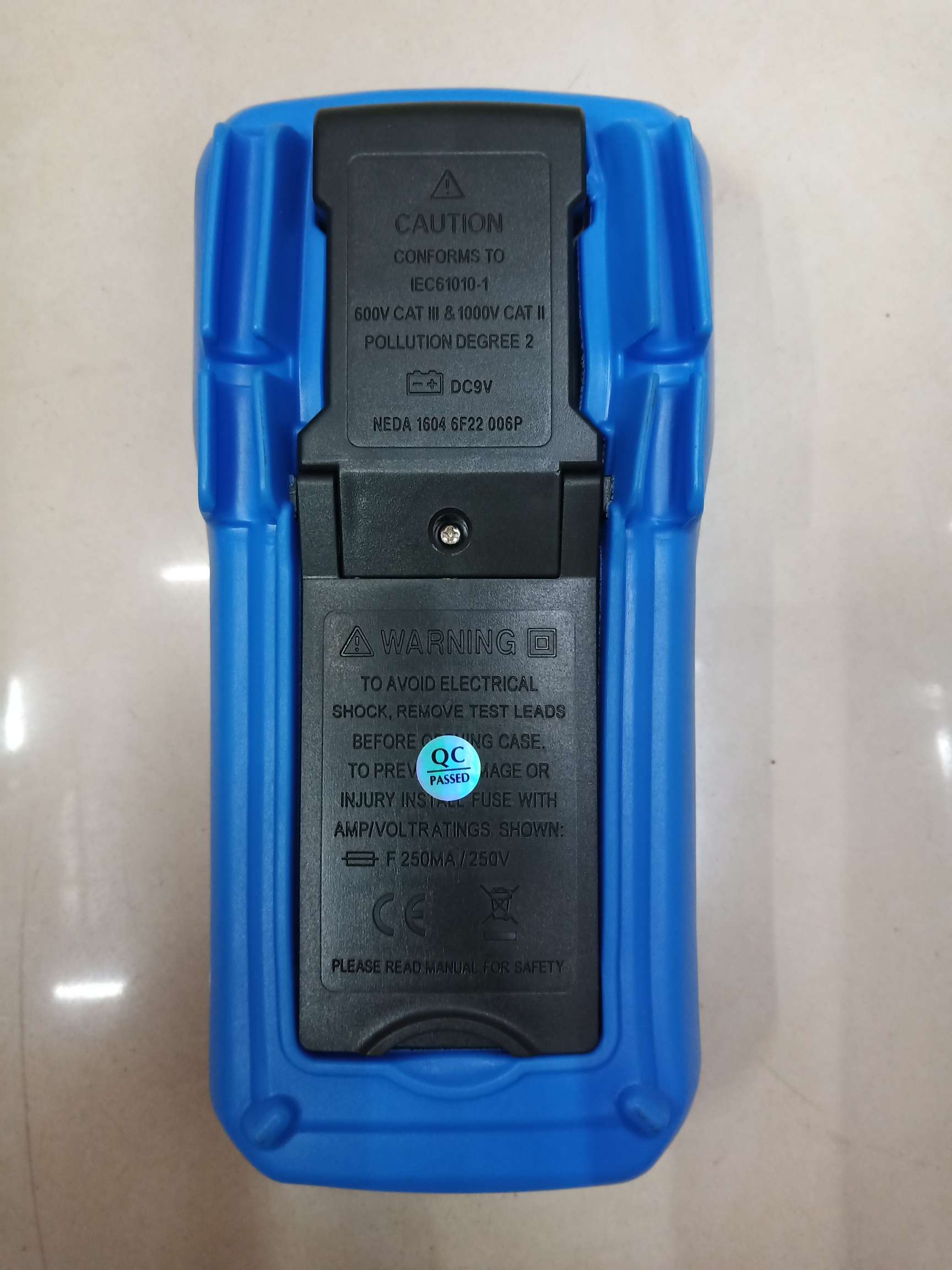 YI68L万用表产品图