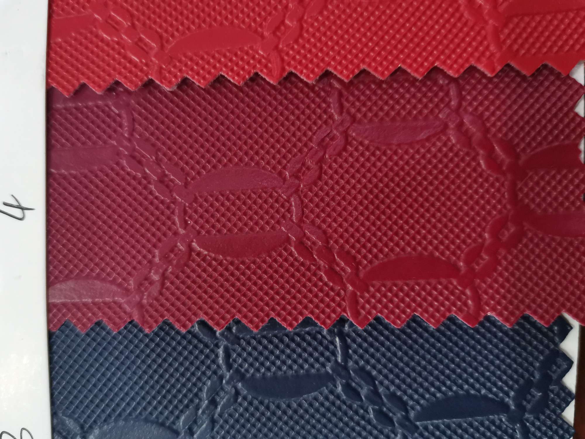 厂家直销热销新款  银链条—4  皮革大量现货高中低档箱包沙发鞋材面料