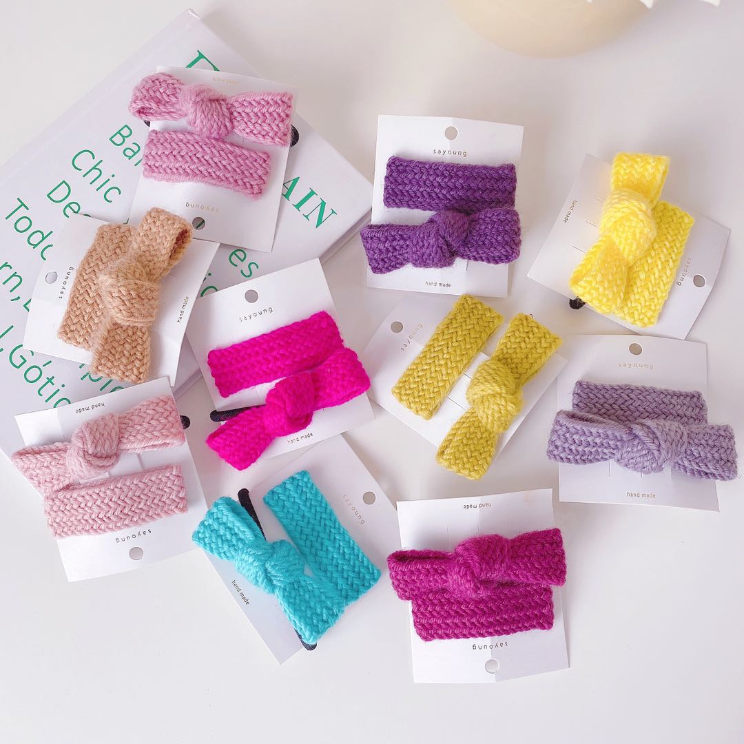 A two-piece set of wool