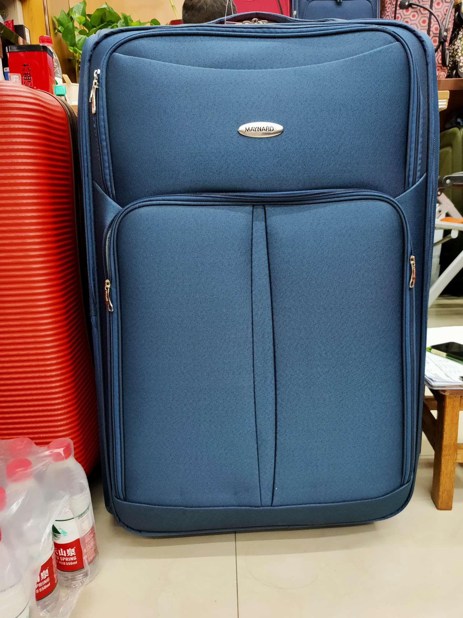 蓝色大号旅行箱02