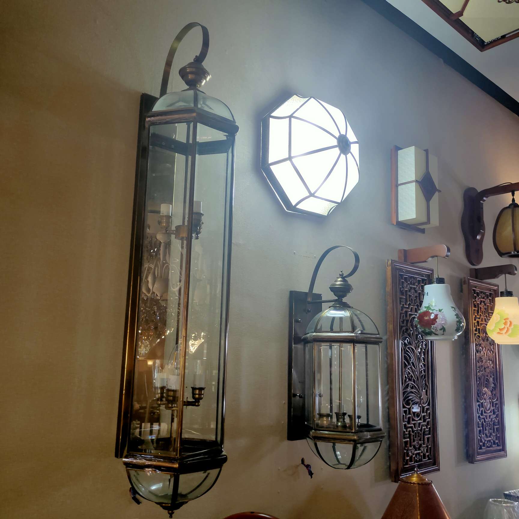 LED outdoor outdoor European-style wall lamps, corridor, balcony, retro and simple waterproof staircase, corridor, outdoor wall and courtyard lighting fixtures Specification image