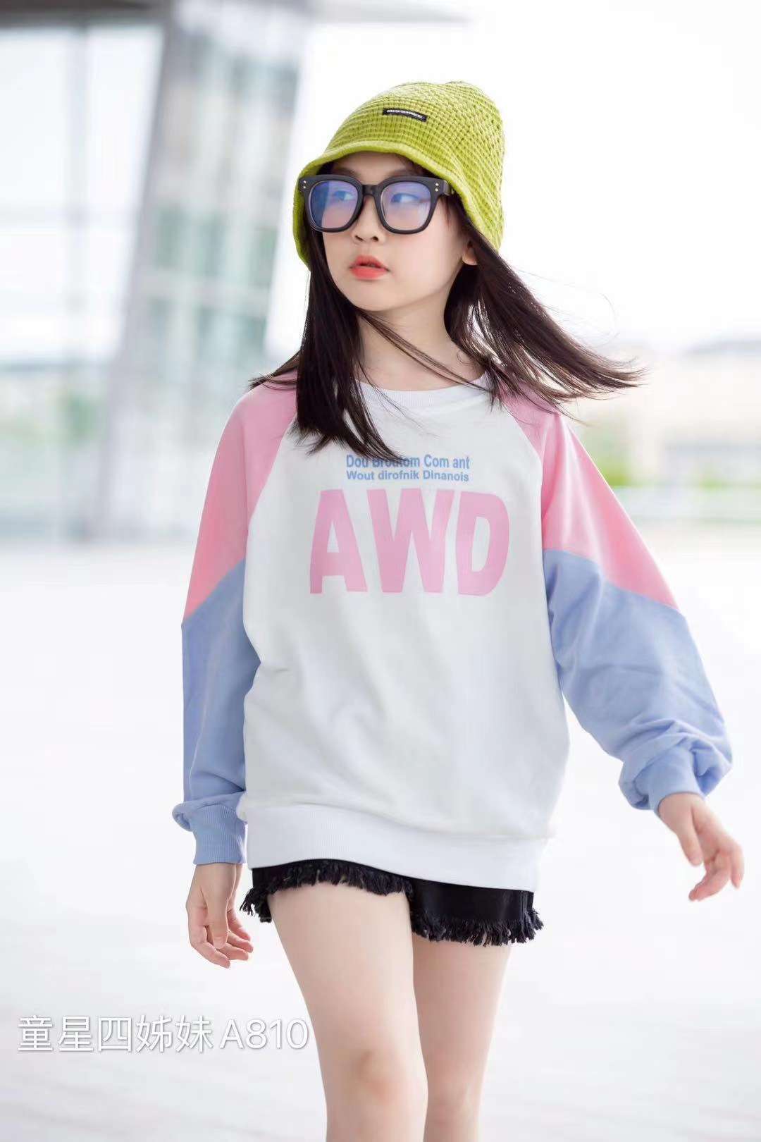 New autumn trendy pullover hoodie for girls