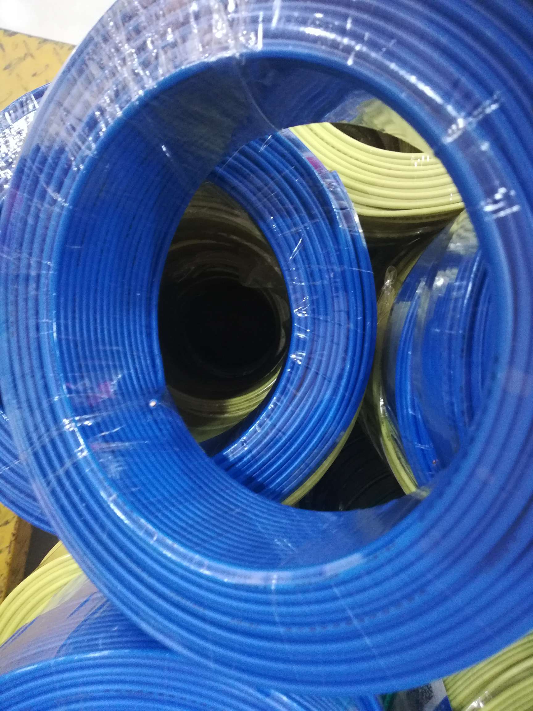 宝胜电缆60277IEC（BV）蓝色详情图4