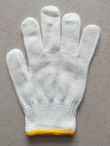 厂家直销品质优良各种品质的纱线手套。
