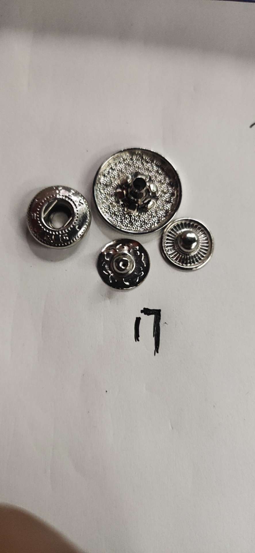 We mainly deal in various types of shoe buckles. Welcome to customize with samples Item Picture