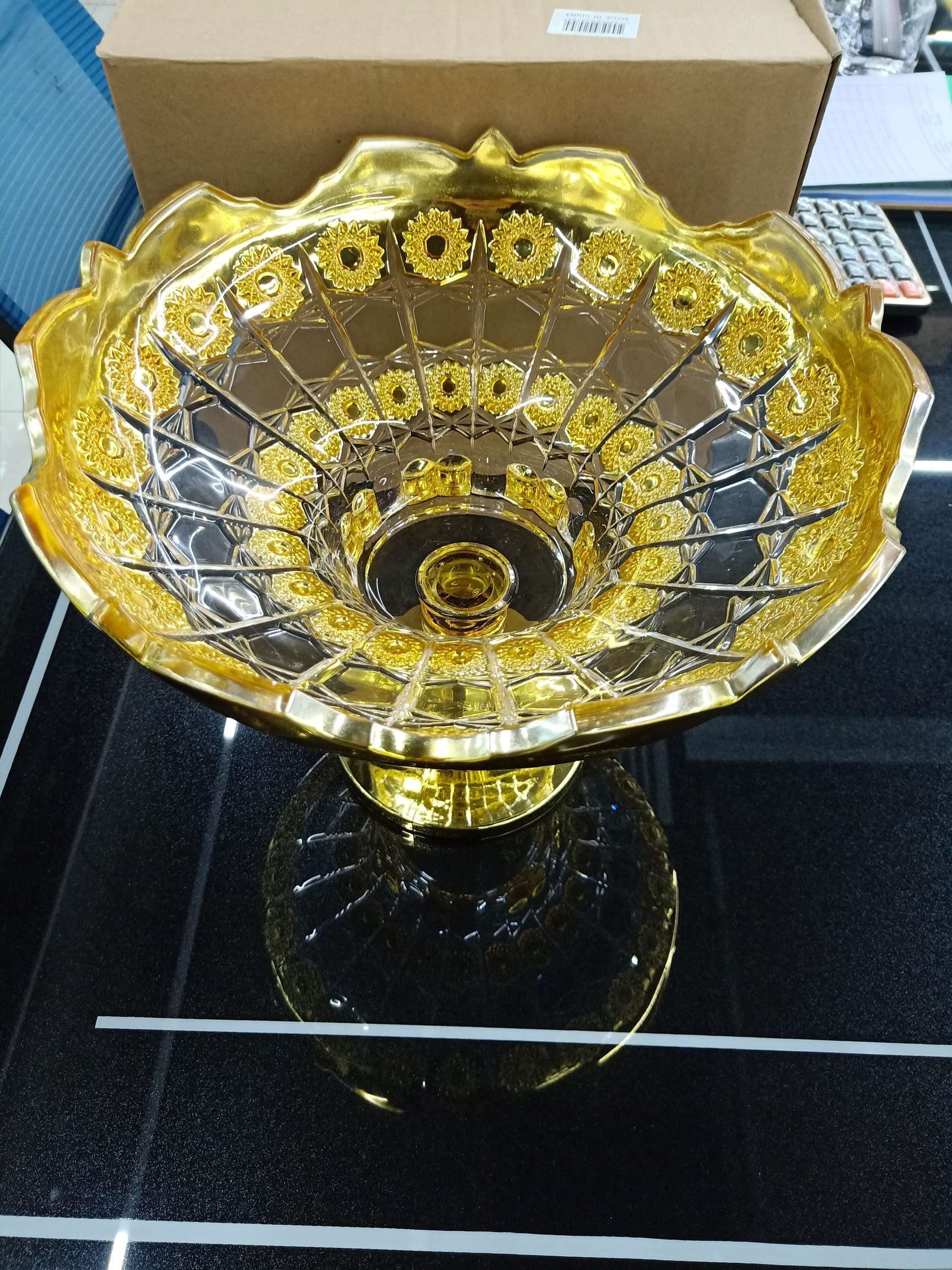 太阳花果盘白底实物图