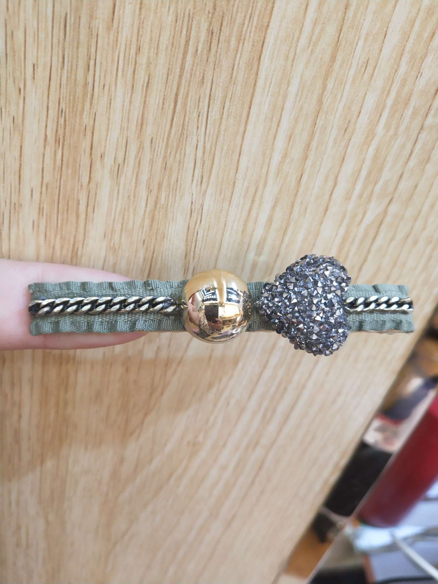 Chain heart clamp thumbnail