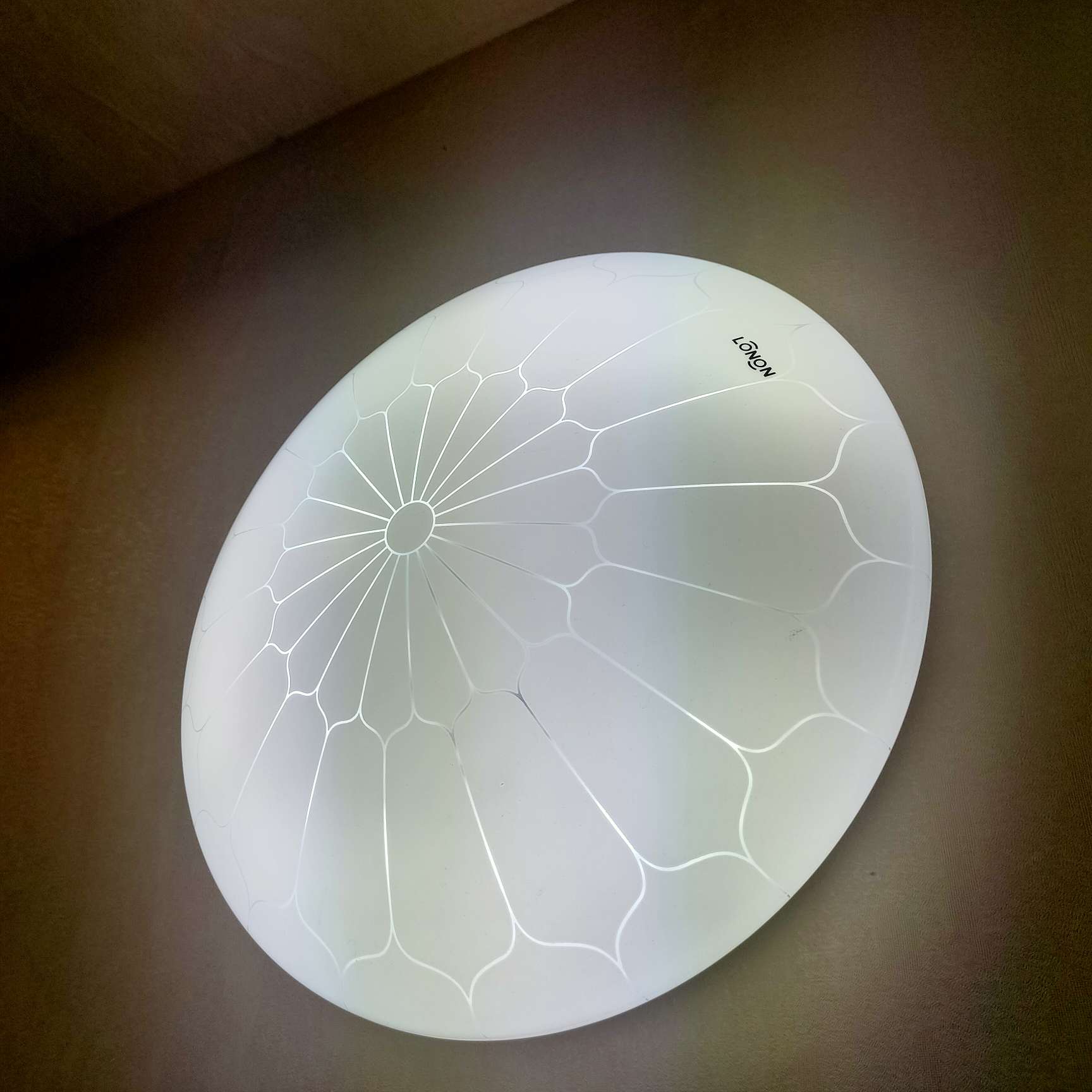 Modern and simple internet-famous bedroom ceiling lamp, led room lamp, Nordic warm and romantic living room lamp, patterned LED ceiling lamp undefined