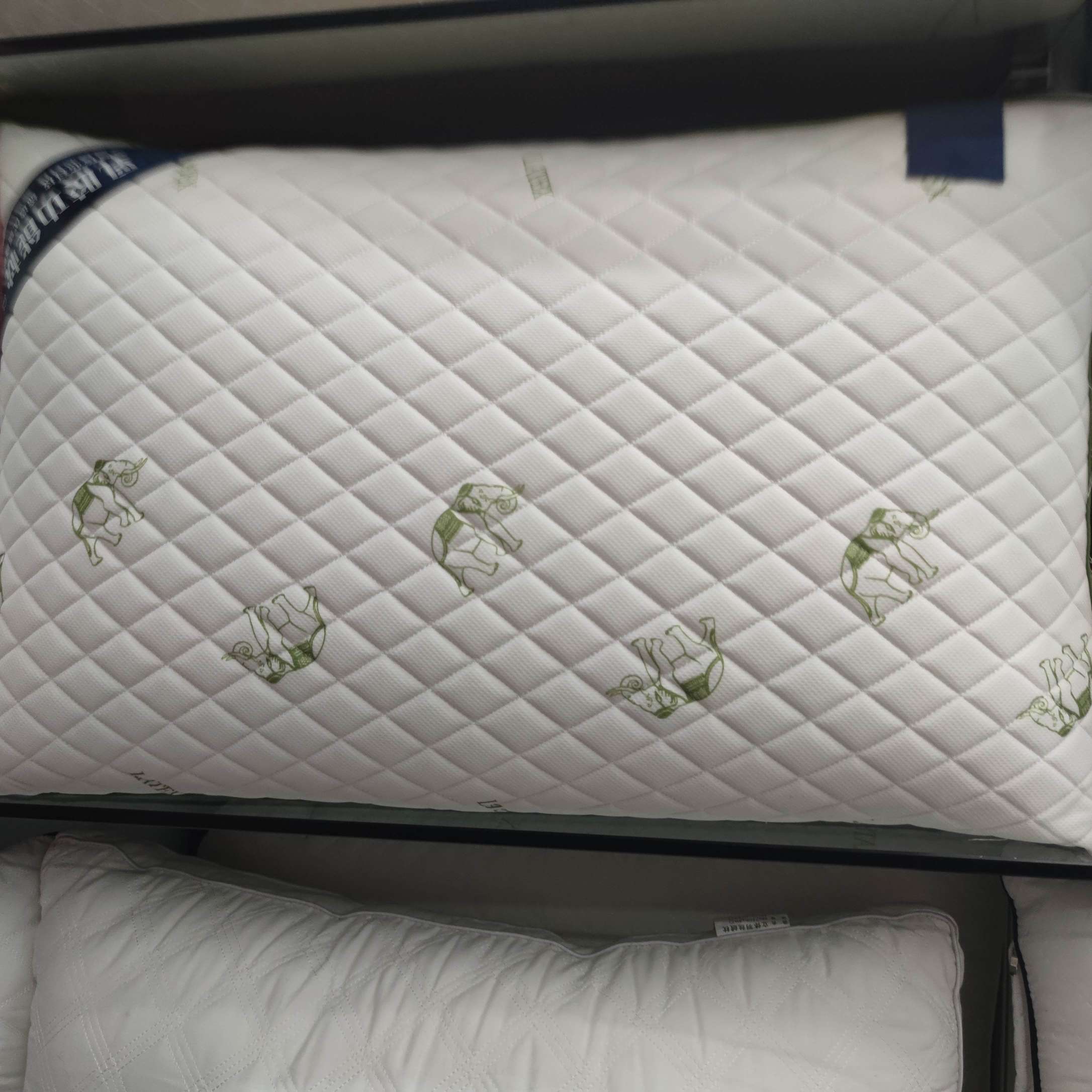 2020 New Hot Melt Pillow 45*70 Elephant