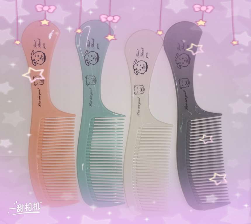Colorful elegant cartoon cute comb thumbnail