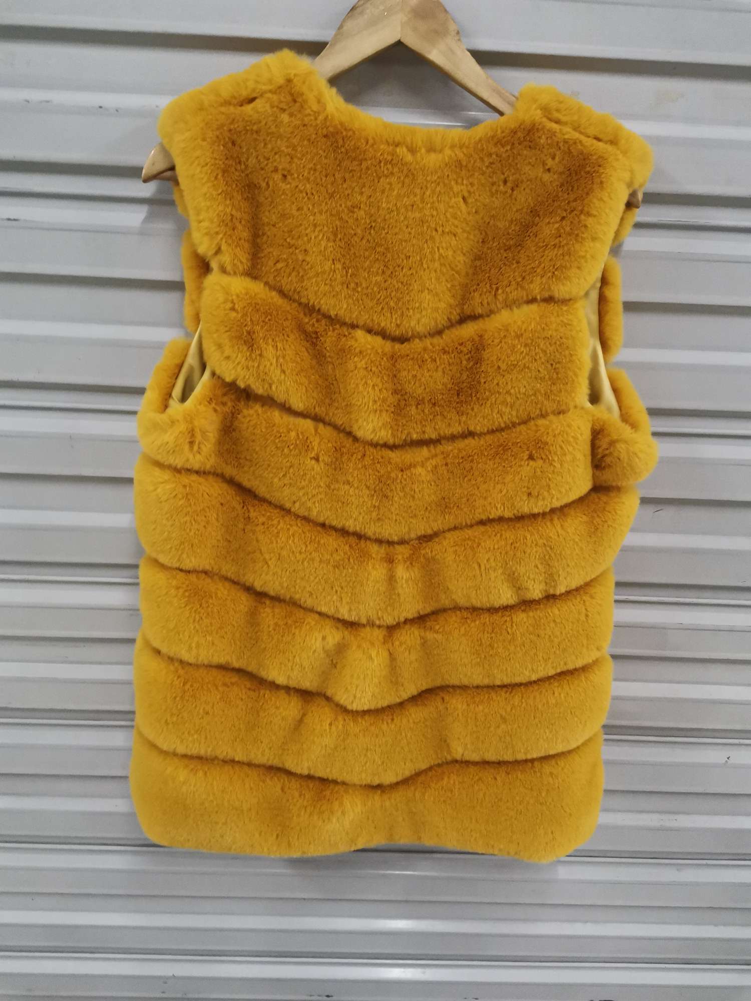 Imitation Fur Vest Autumn-Winter New Thick Coat Imitation Rex Rabbit Fur Vest Furry Korean Version Seven Patchwork Application Scenario