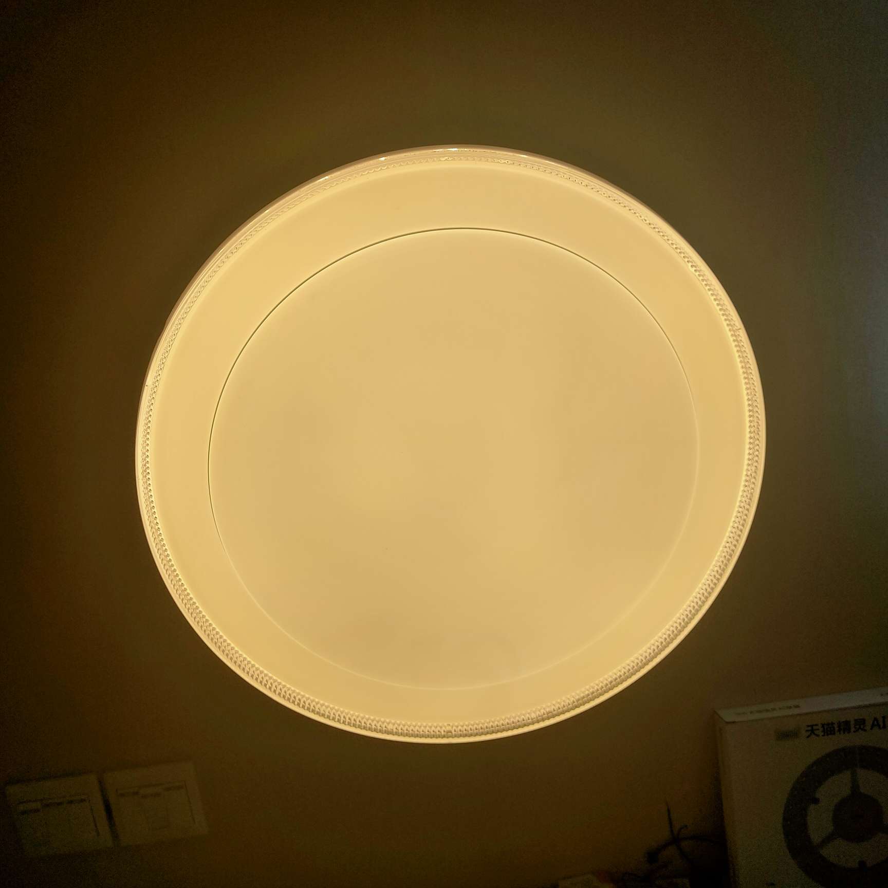 Modern and simple internet-famous bedroom ceiling lamp led room lamp, Nordic warm and romantic living room lamp, double-layer three-color variable light LED ceiling lamp Application Scenario