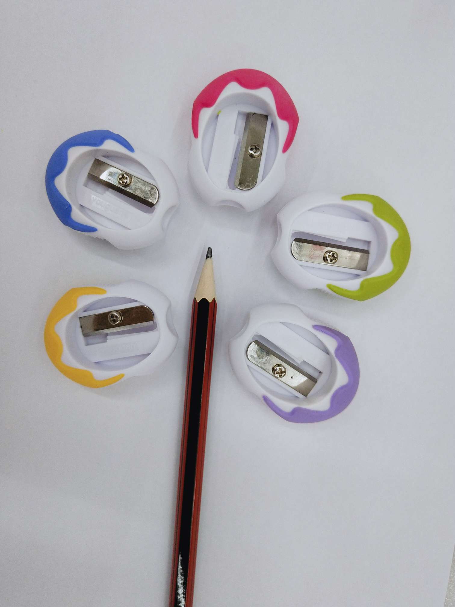 1303卷笔刀迷你削笔器儿童小学生用铅笔削笔刀便携式可爱金属小号随身简约削笔器小型素描彩铅转笔刀笔刨