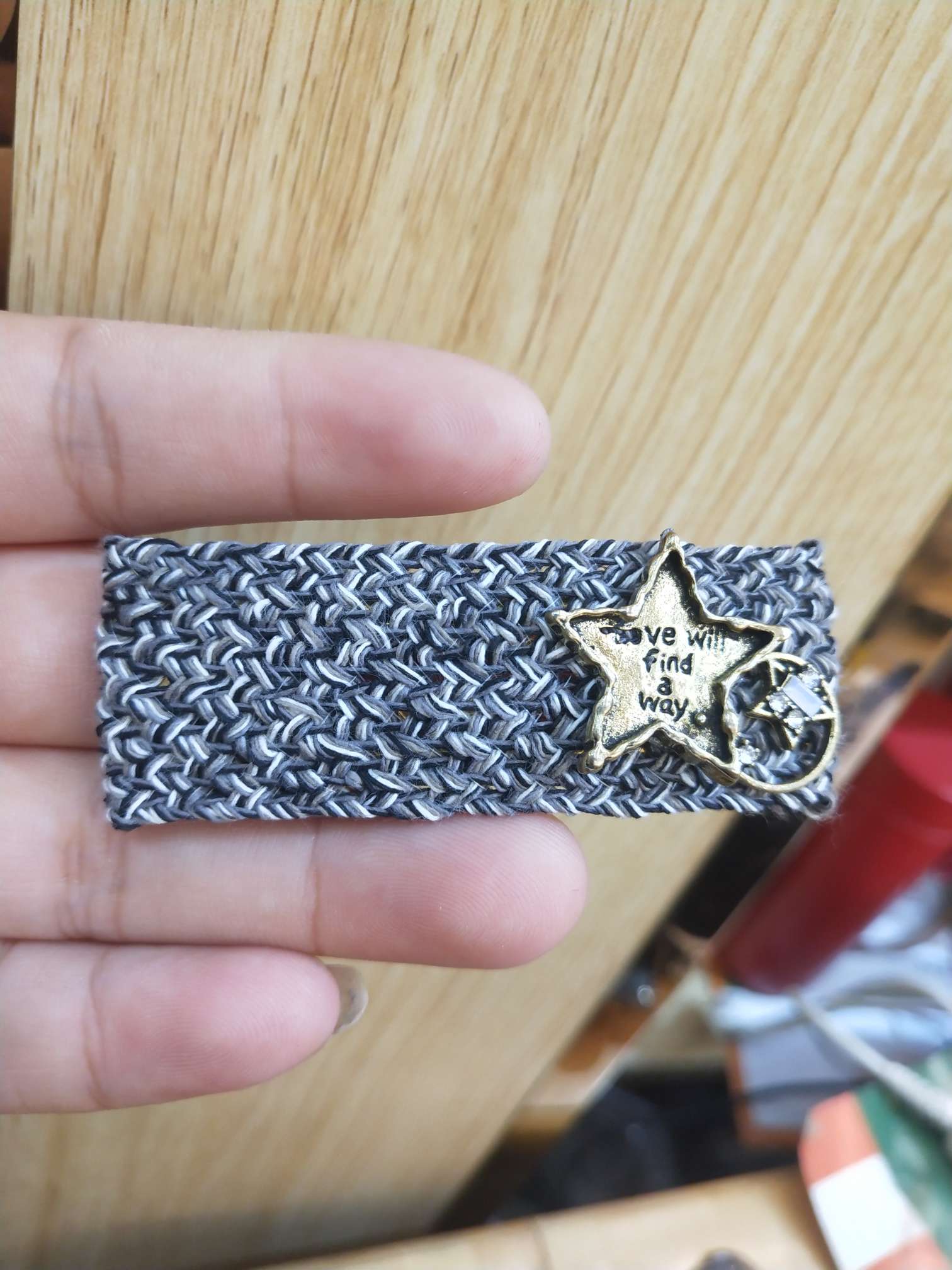 Wool bb clip thumbnail