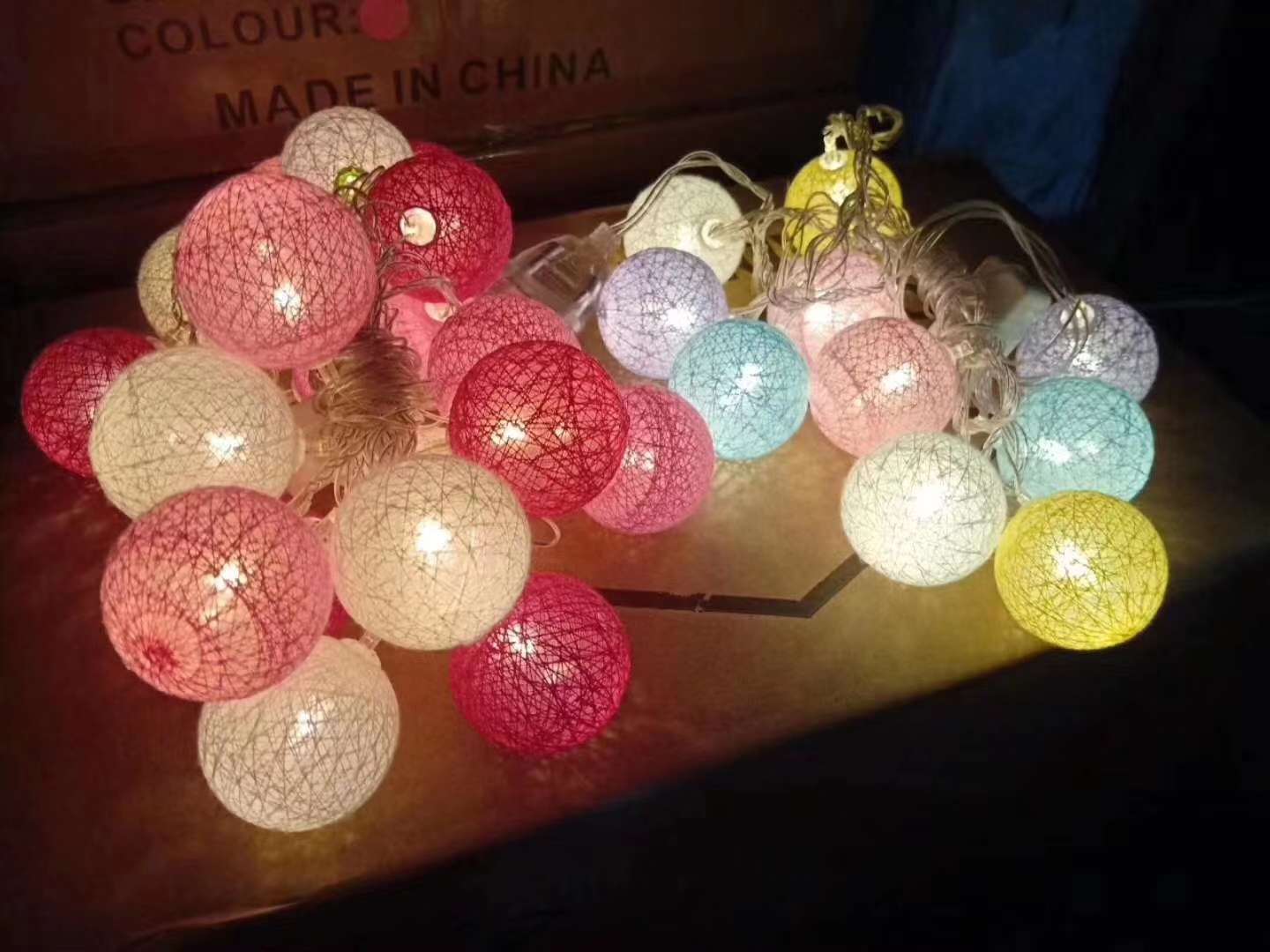 10 led + 6 cm cotton ball thumbnail