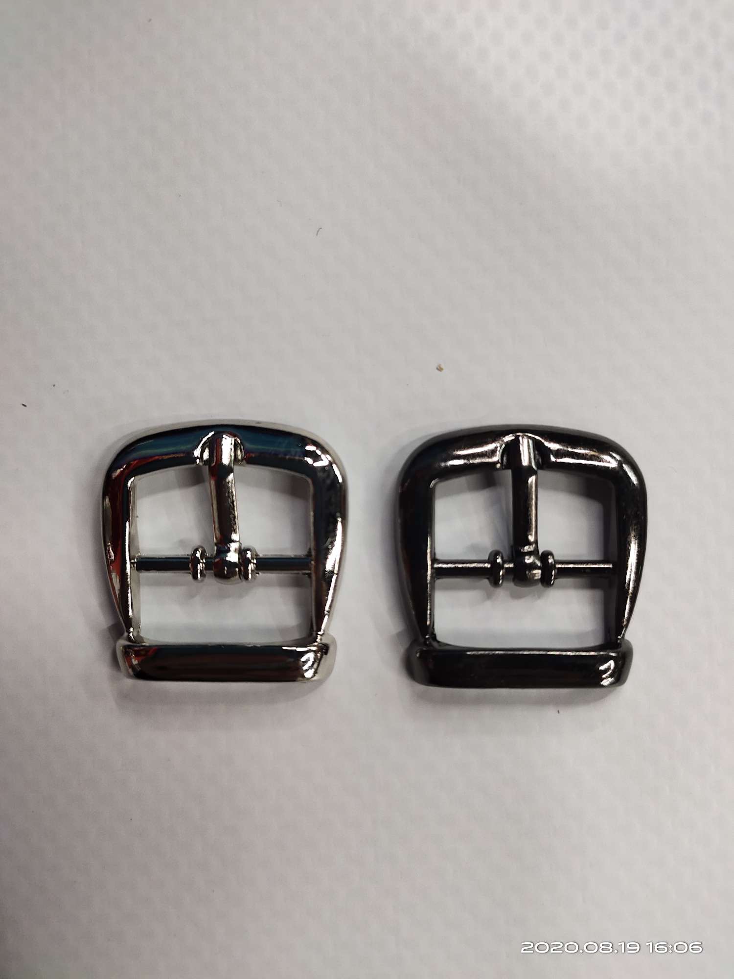 We mainly deal in various shoe buckles. Welcome to customize with samples Item Picture