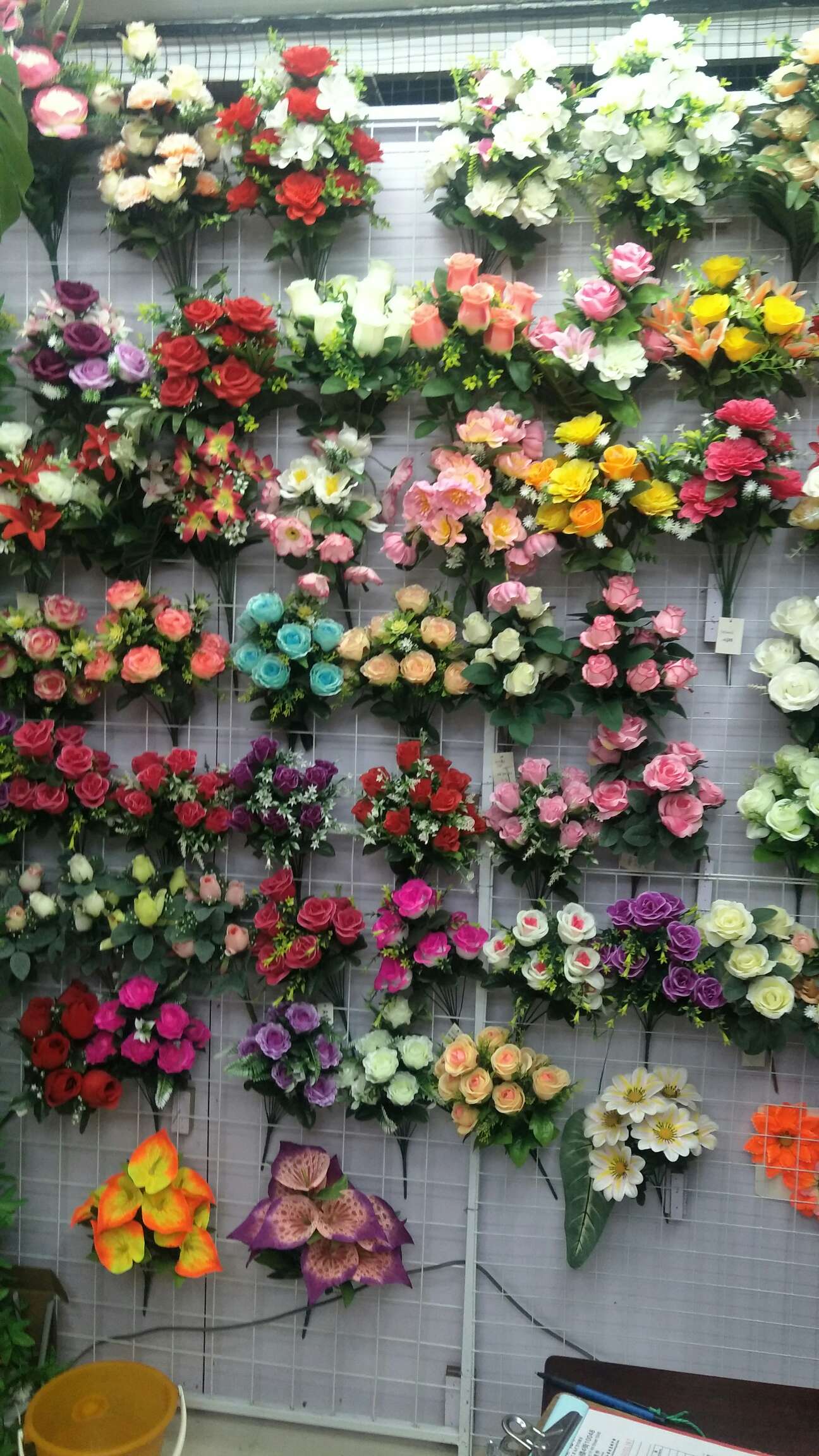 Expand the Yiwu Fumin Silk Flower Factory eastward describe pic - 4