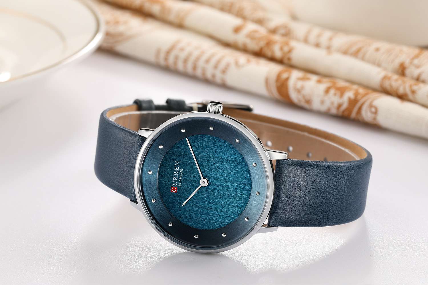 CURREN Kalen 9033 Belt Watch Waterproof quartz watch Watch Fashion casual ladies watch Specification drawing