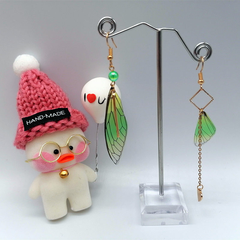 欧美风耳饰白底实物图