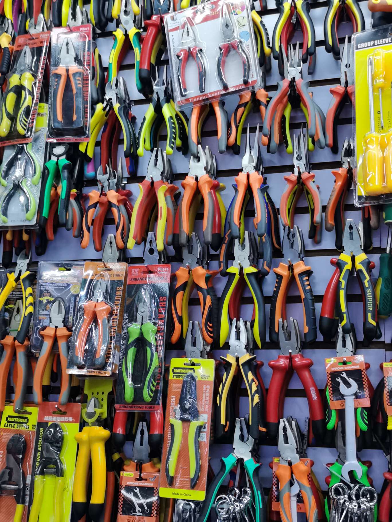 Wrench pliers Tiger pliers Wire pliers Hardware tools Hand tools Heavy duty pliers Hulu mouth round mouth straight mouth strong pliers undefined