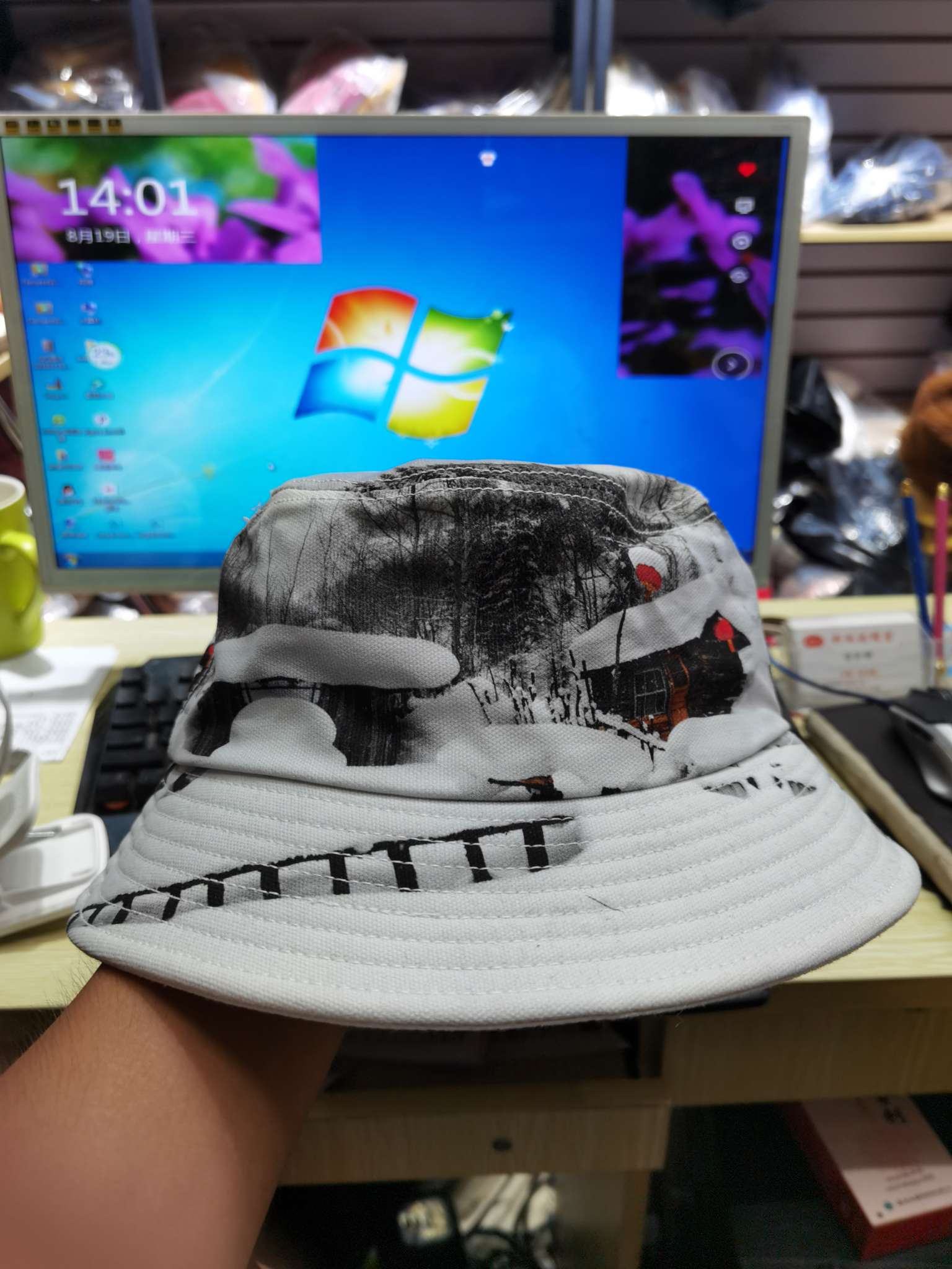 Hat 36
