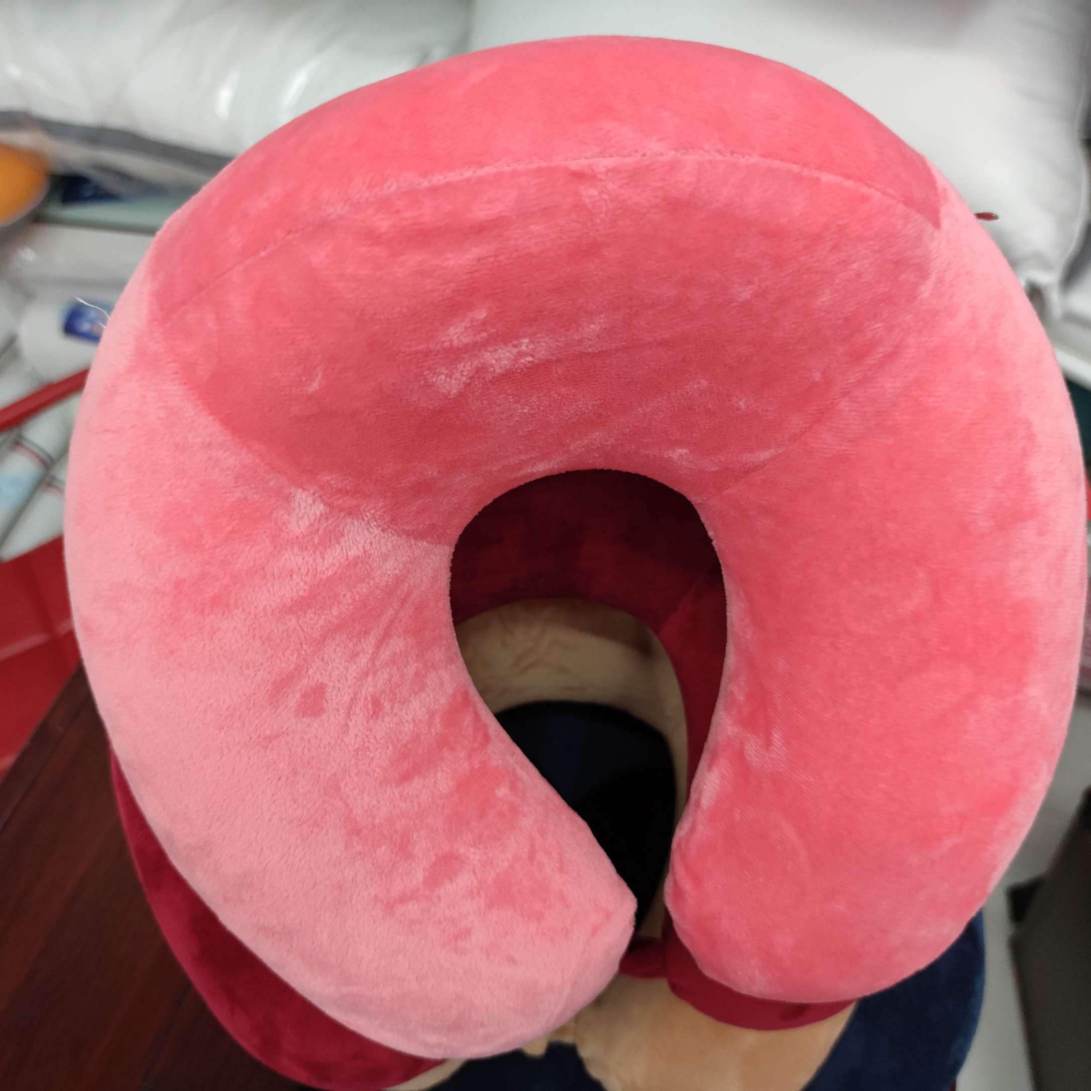 2020 New U-Shaped Pillow Rose Red