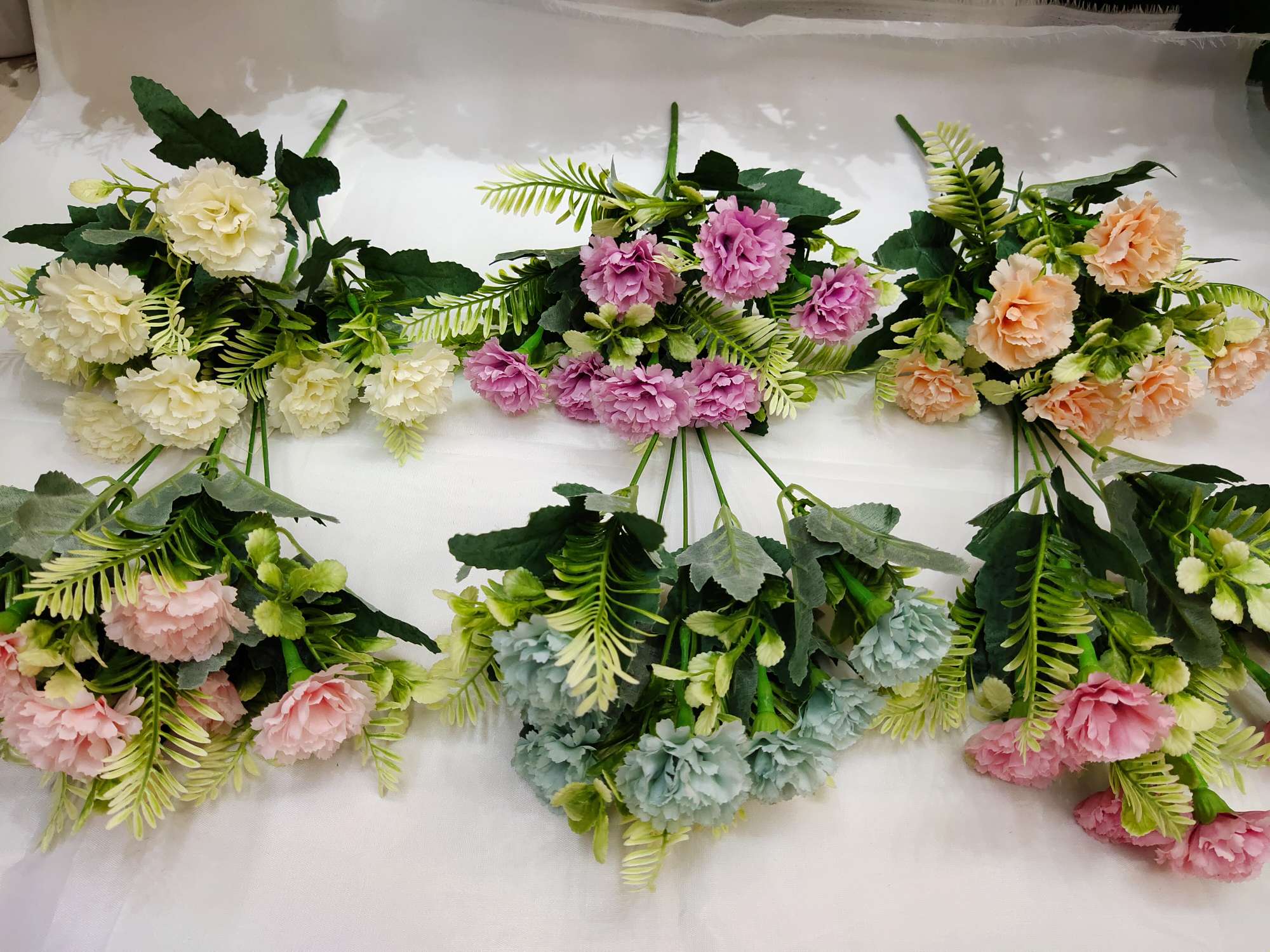 Imitation carnations