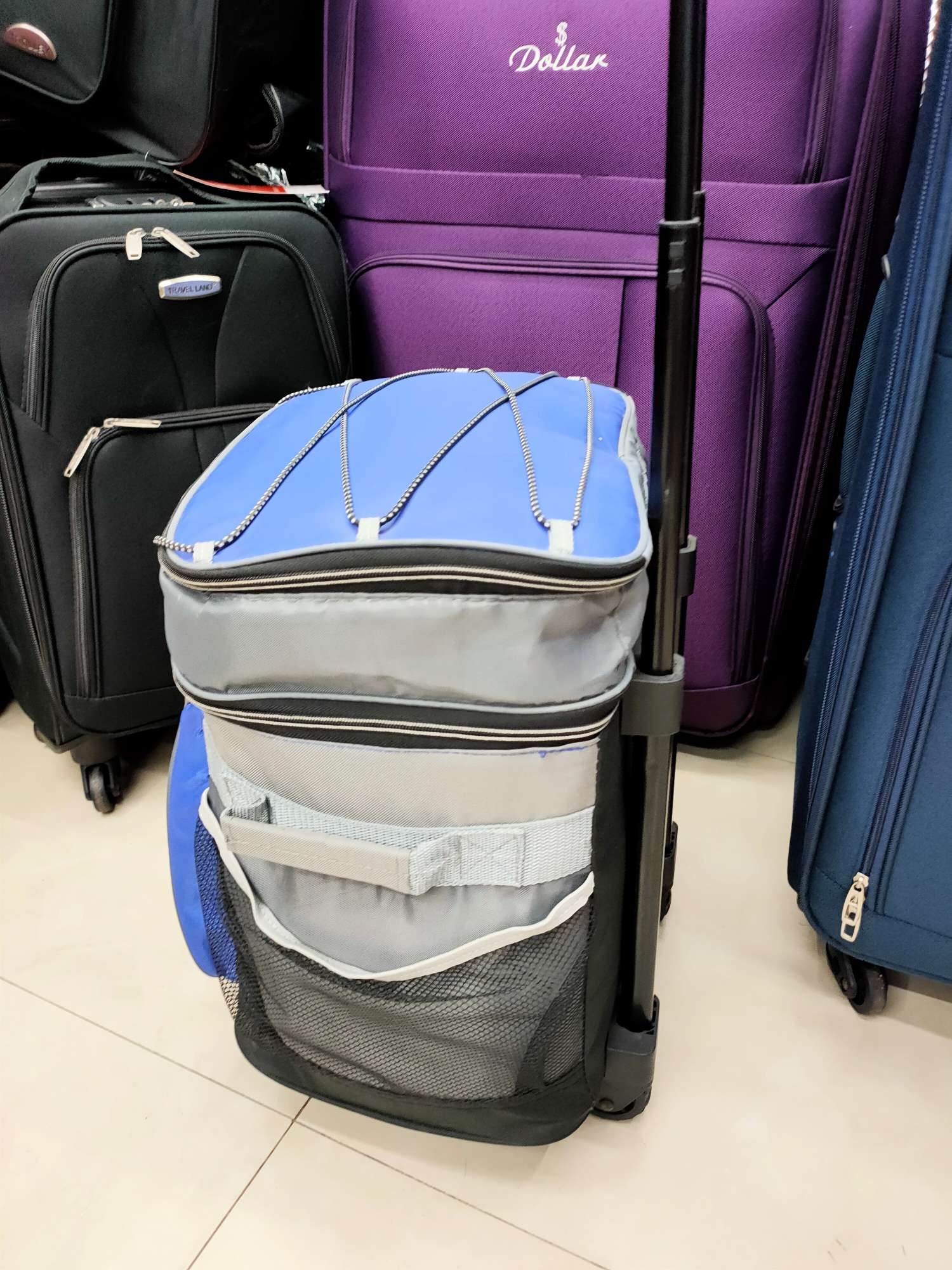 旅行箱蓝色网格产品图