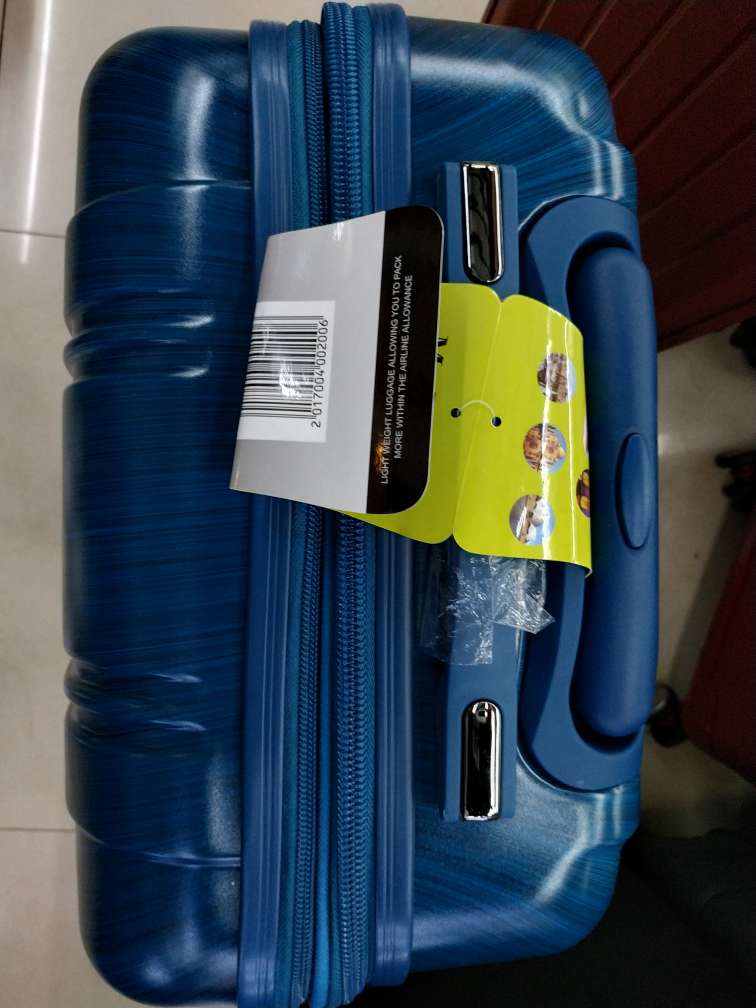 h004  PC料 三件套20-24-28寸 拉杆箱双拉链产品图