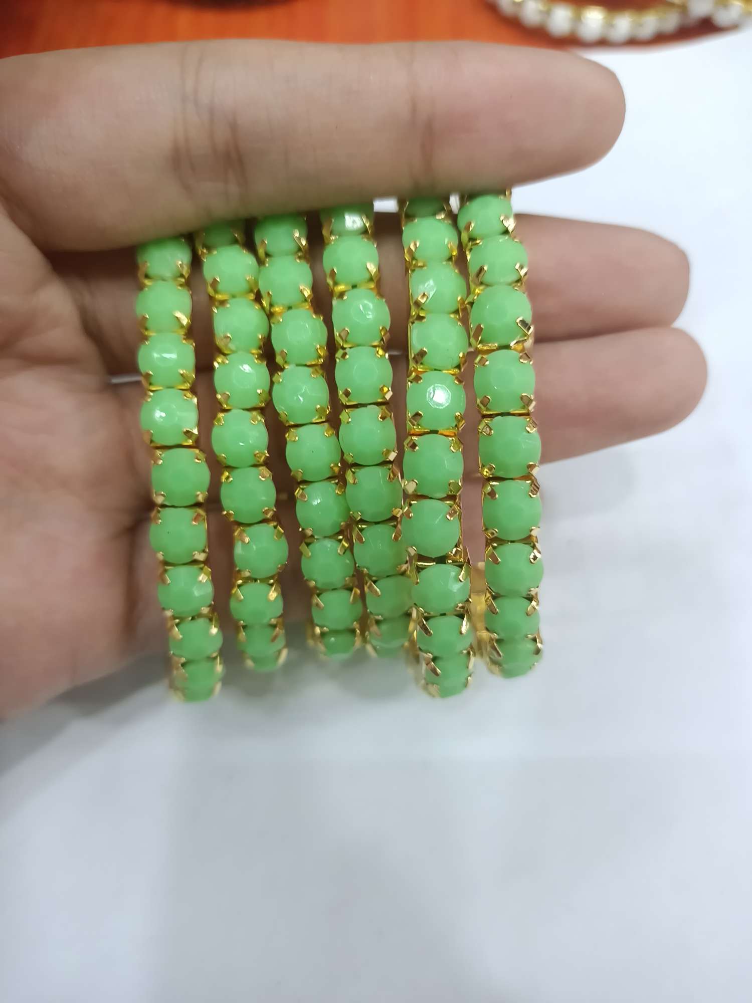6mm acrylic light green bracelet thumbnail