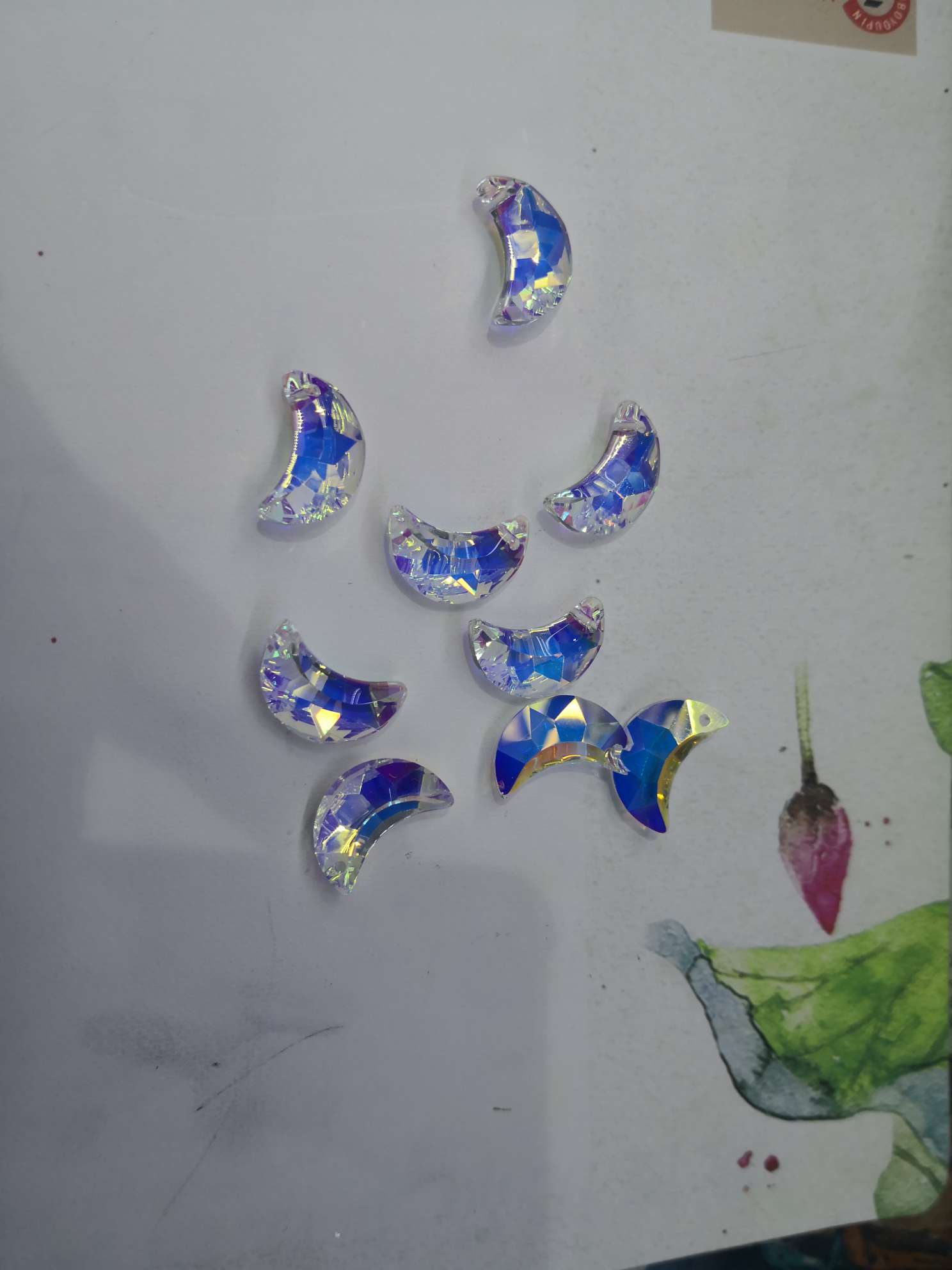The moon pendant thumbnail