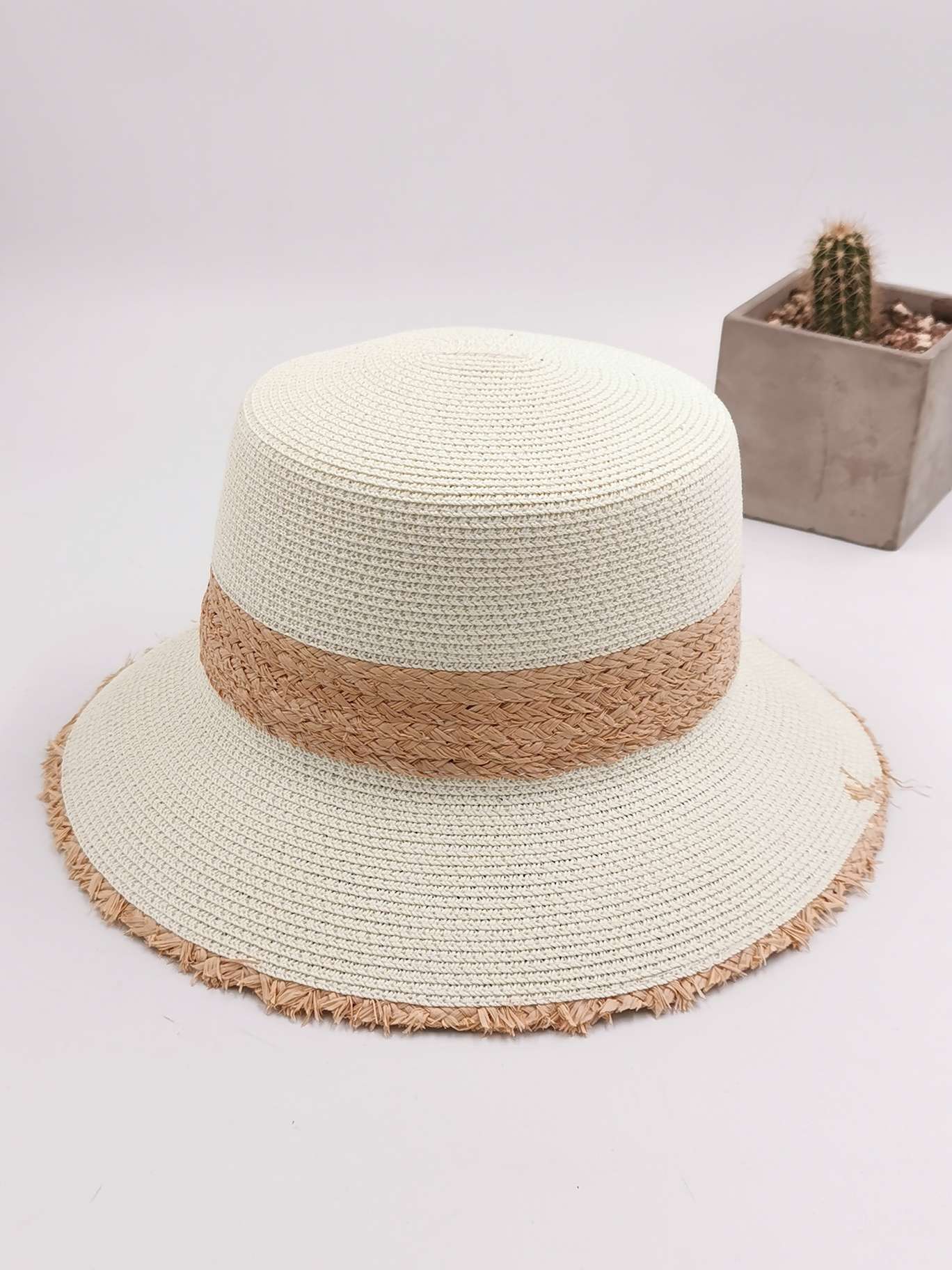 Web celebrity fisherman's hat lafite grass brim basin hat thumbnail
