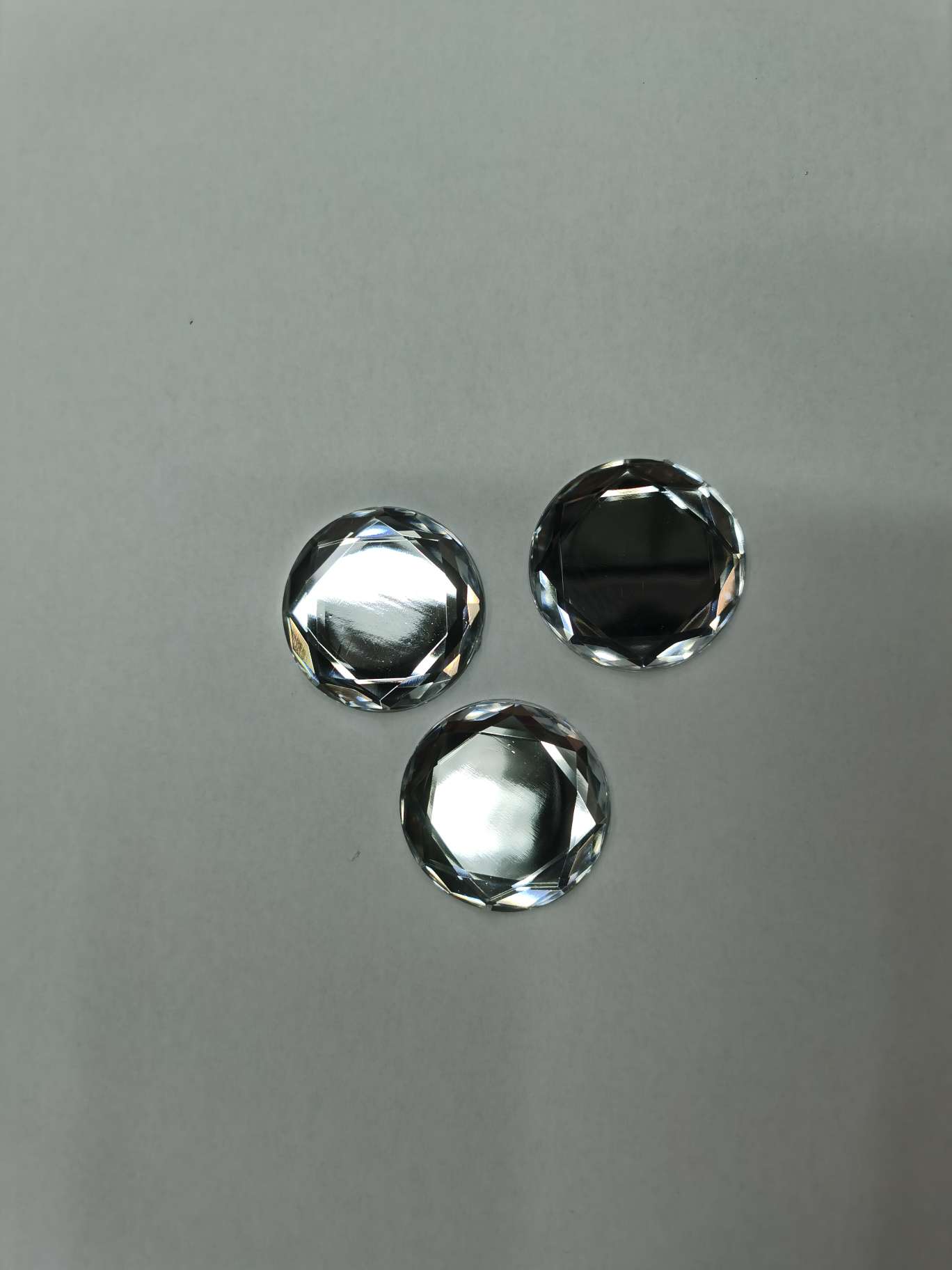 Taiwan acrylic diamond 40 round mirror finish fine diamond