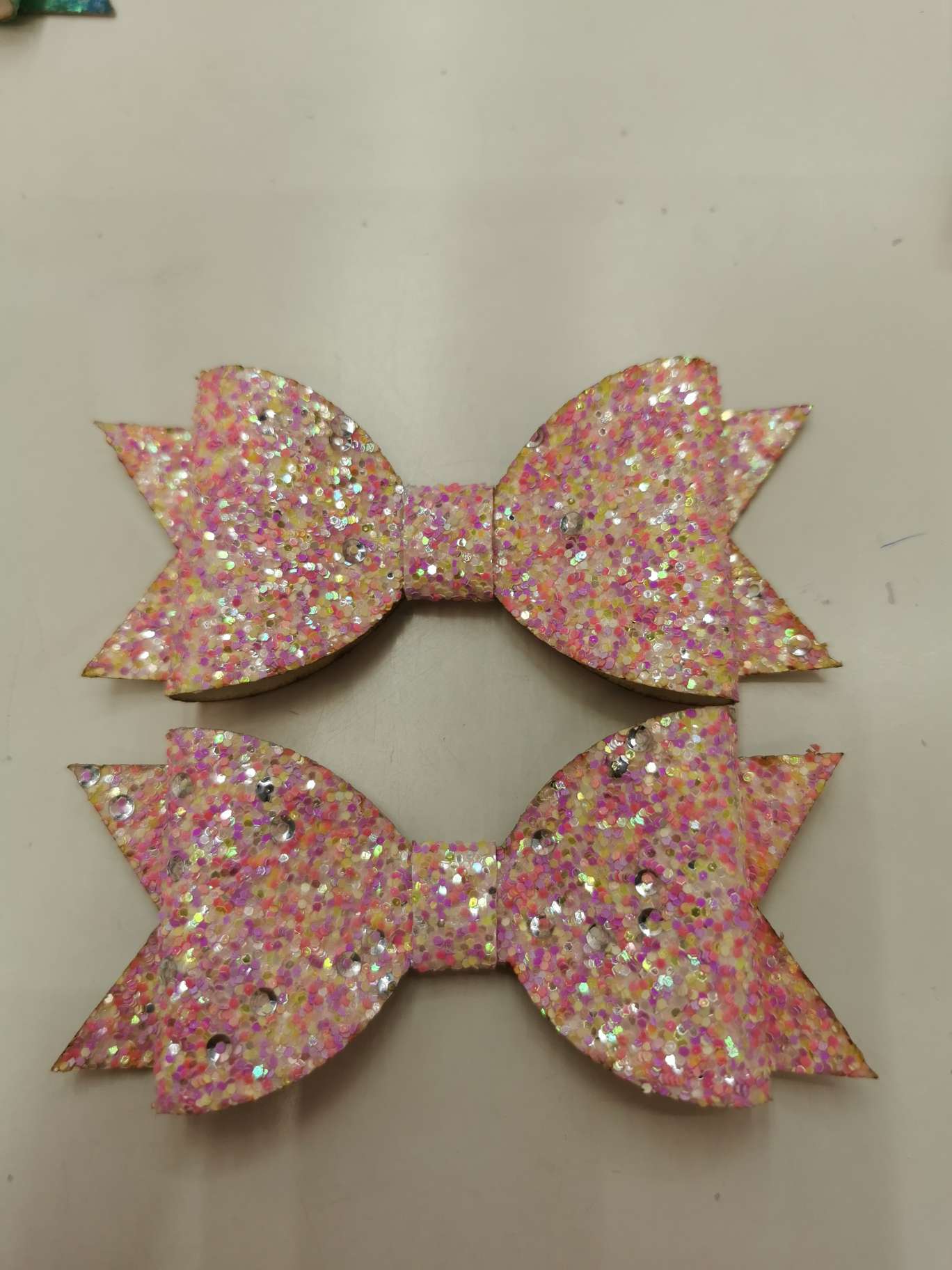 Space Diamond 10 cm two-layer bow tie details Picture