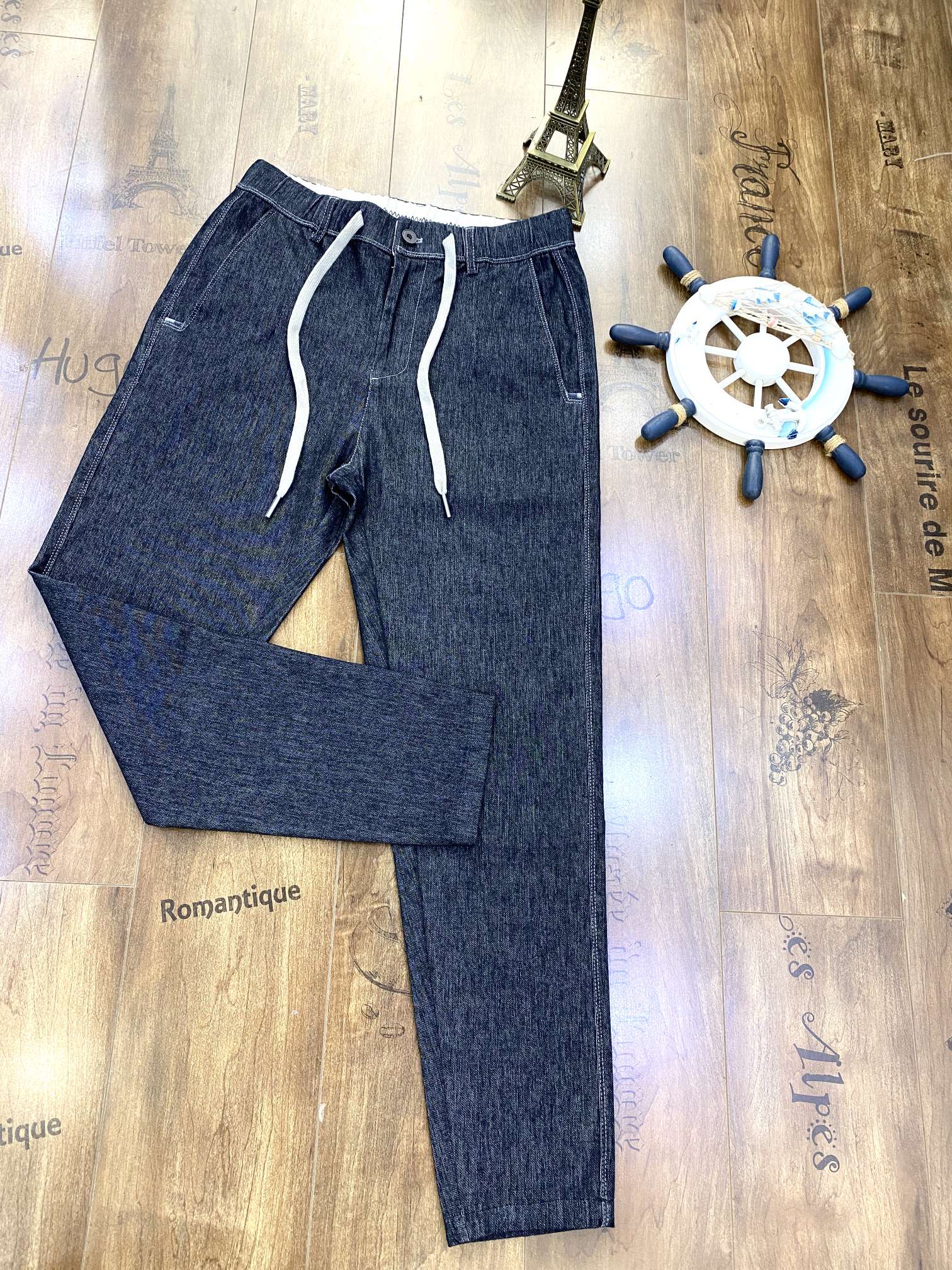 Men's casual denim trousers