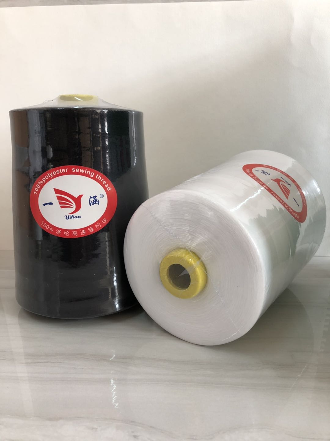 1Kg White
100% High Speed Polyester Sewing Thread details Picture