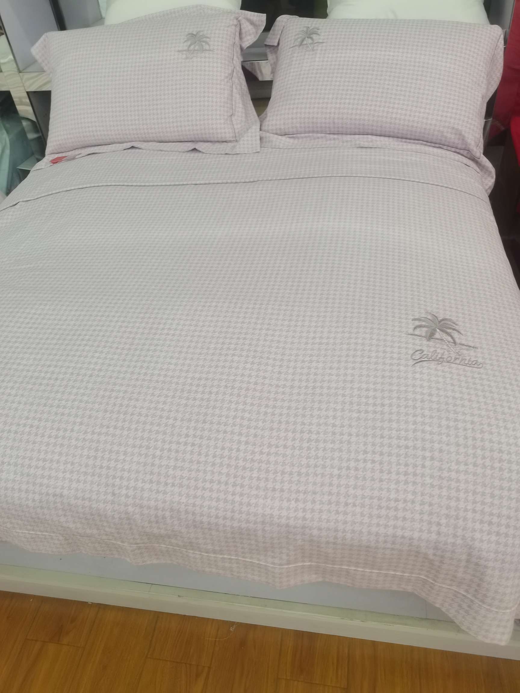 2021 New factory direct sale Bestseller Fleece Four-piece Set