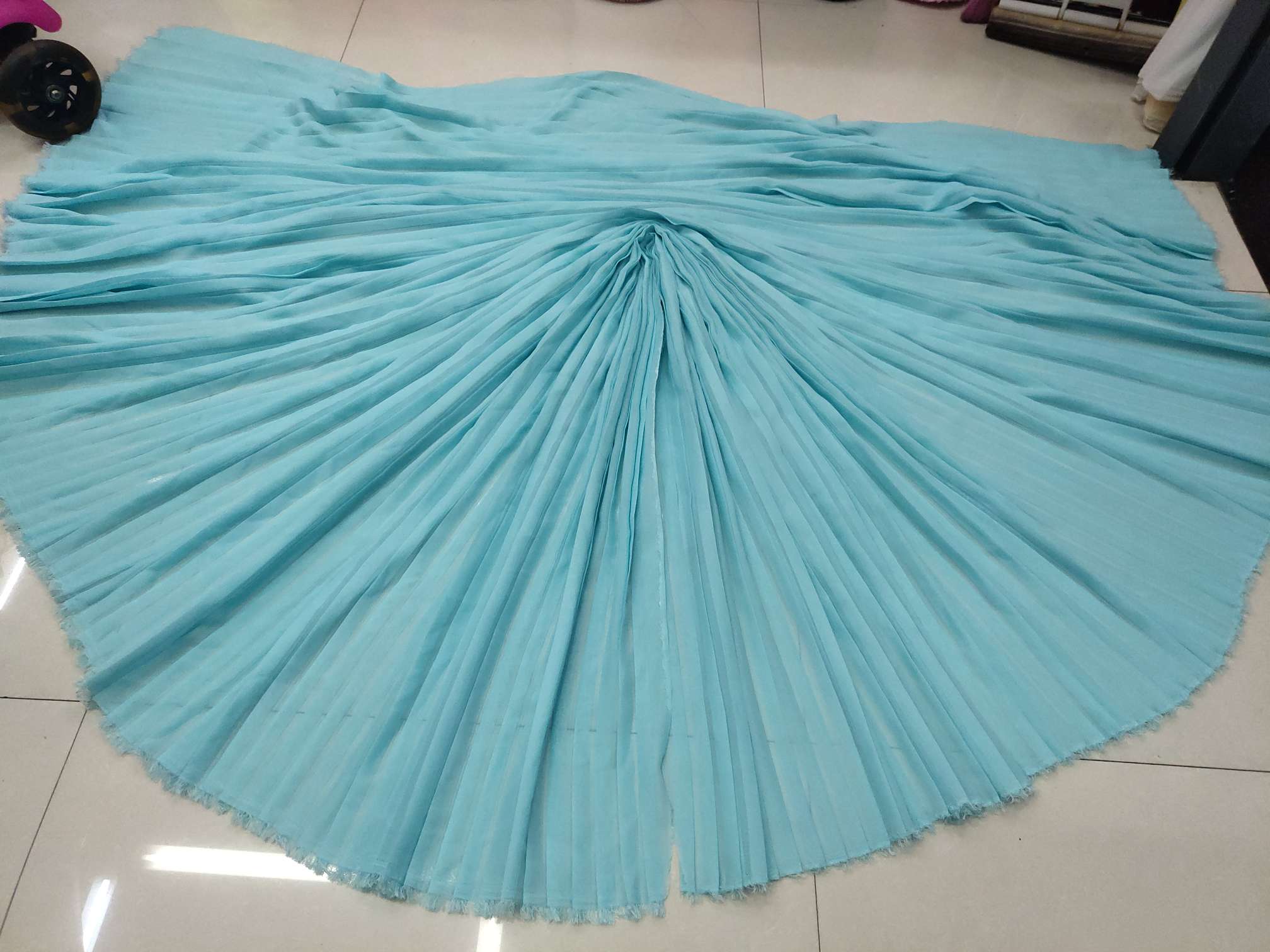 Chiffon fabric crepe, lace, accessories, clothing and other materials Application Scenario