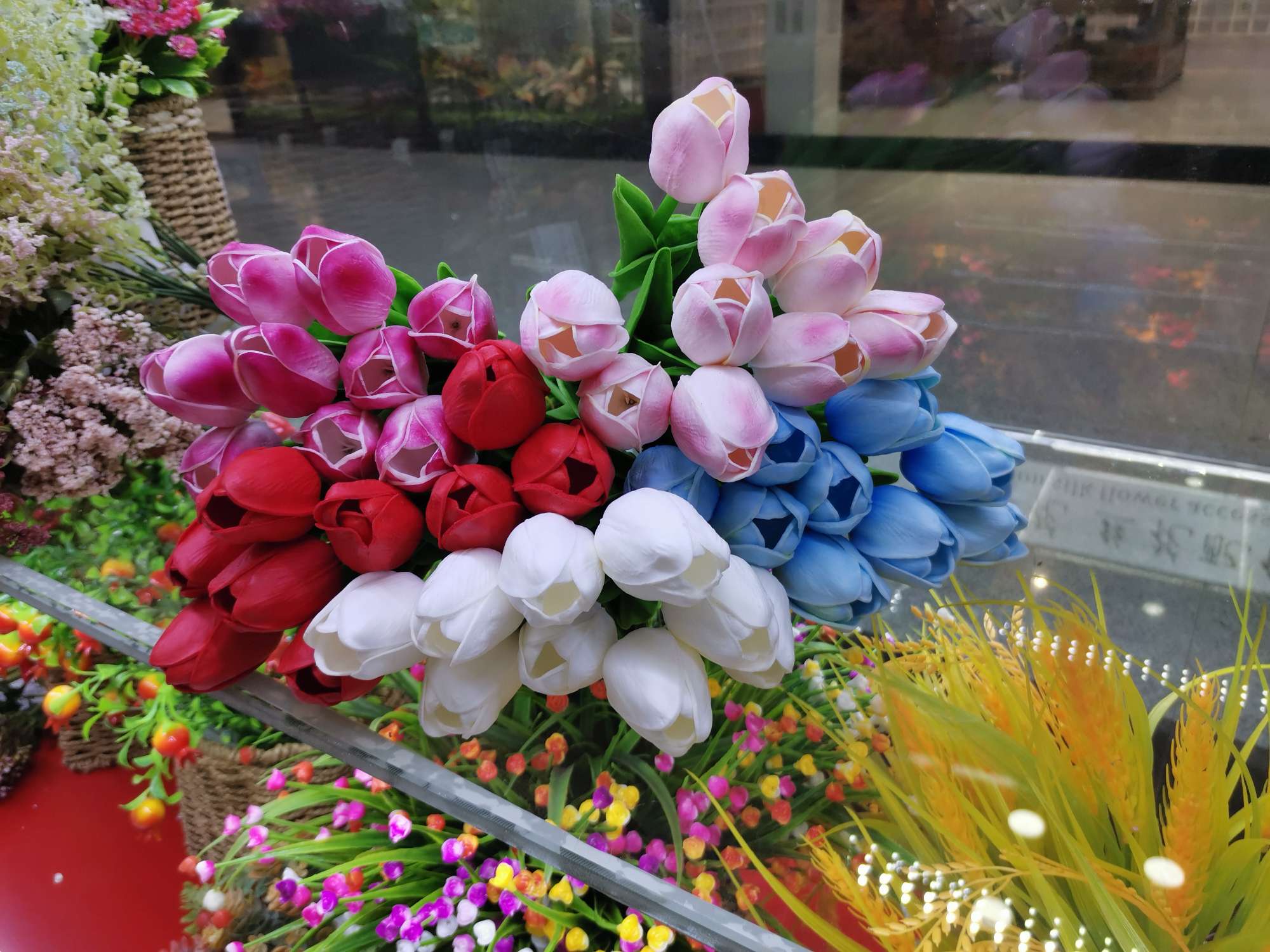 Simulated mini touch tulip