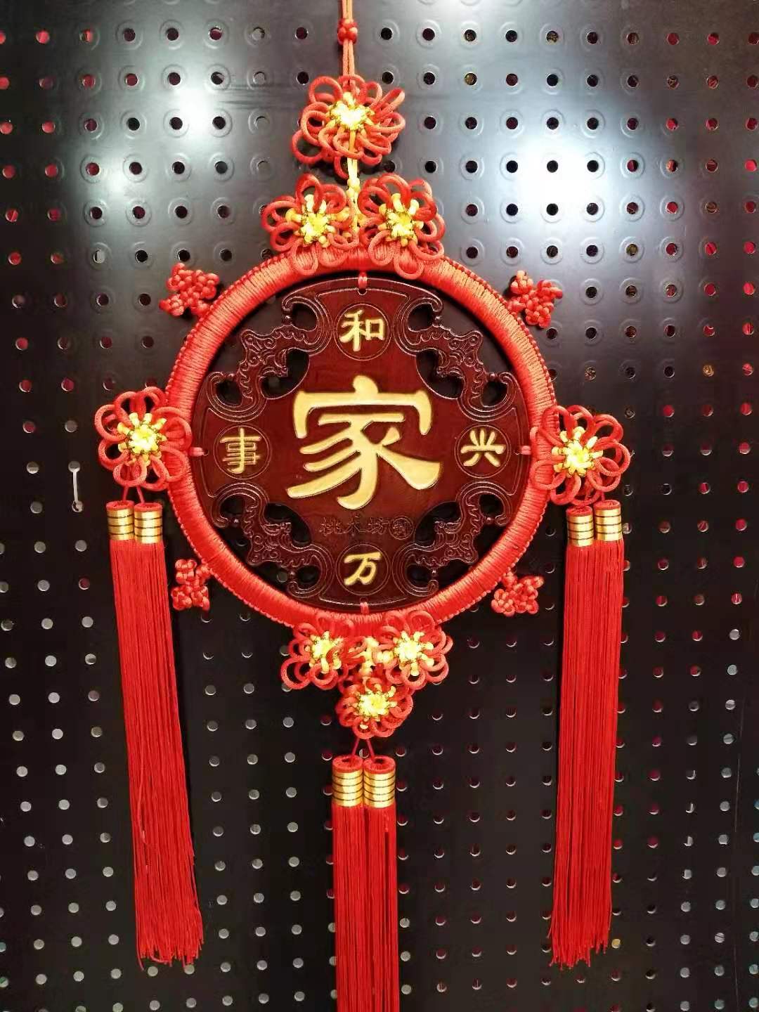 国潮35公分多穗香樟木喜庆用品       