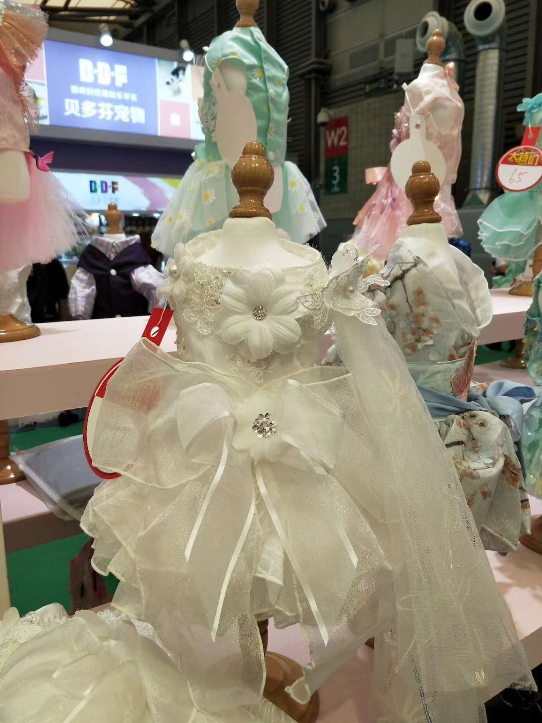 2020年新款宠物宝宝们衣服产品图