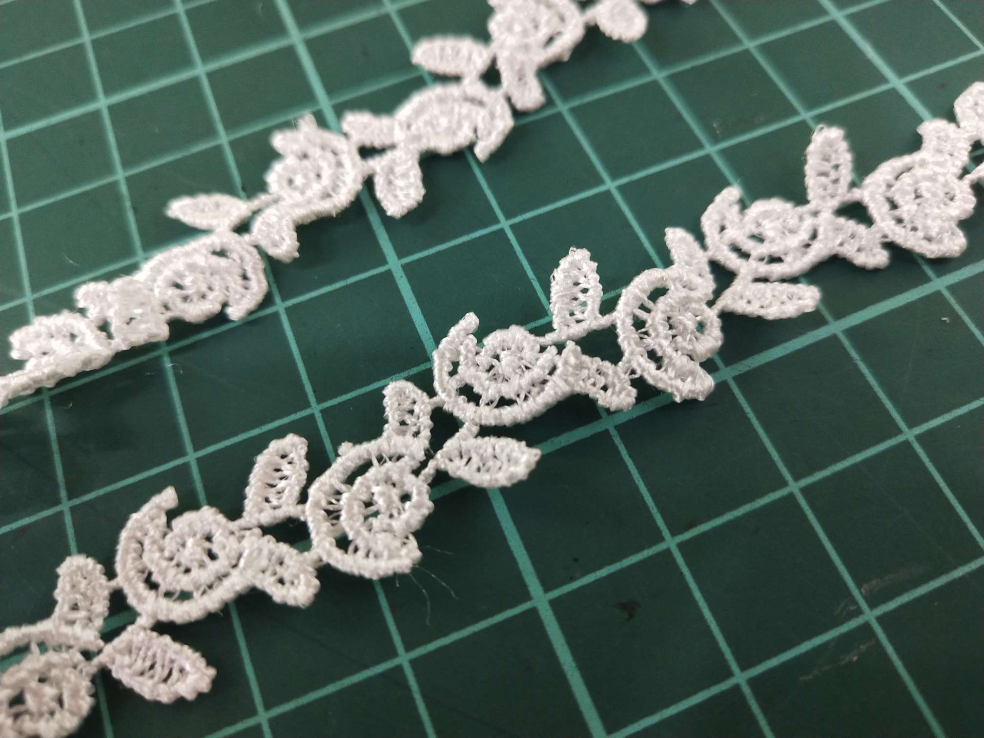 Water-soluble lace small flower lace trim accessories, clothing decoration materials details Picture