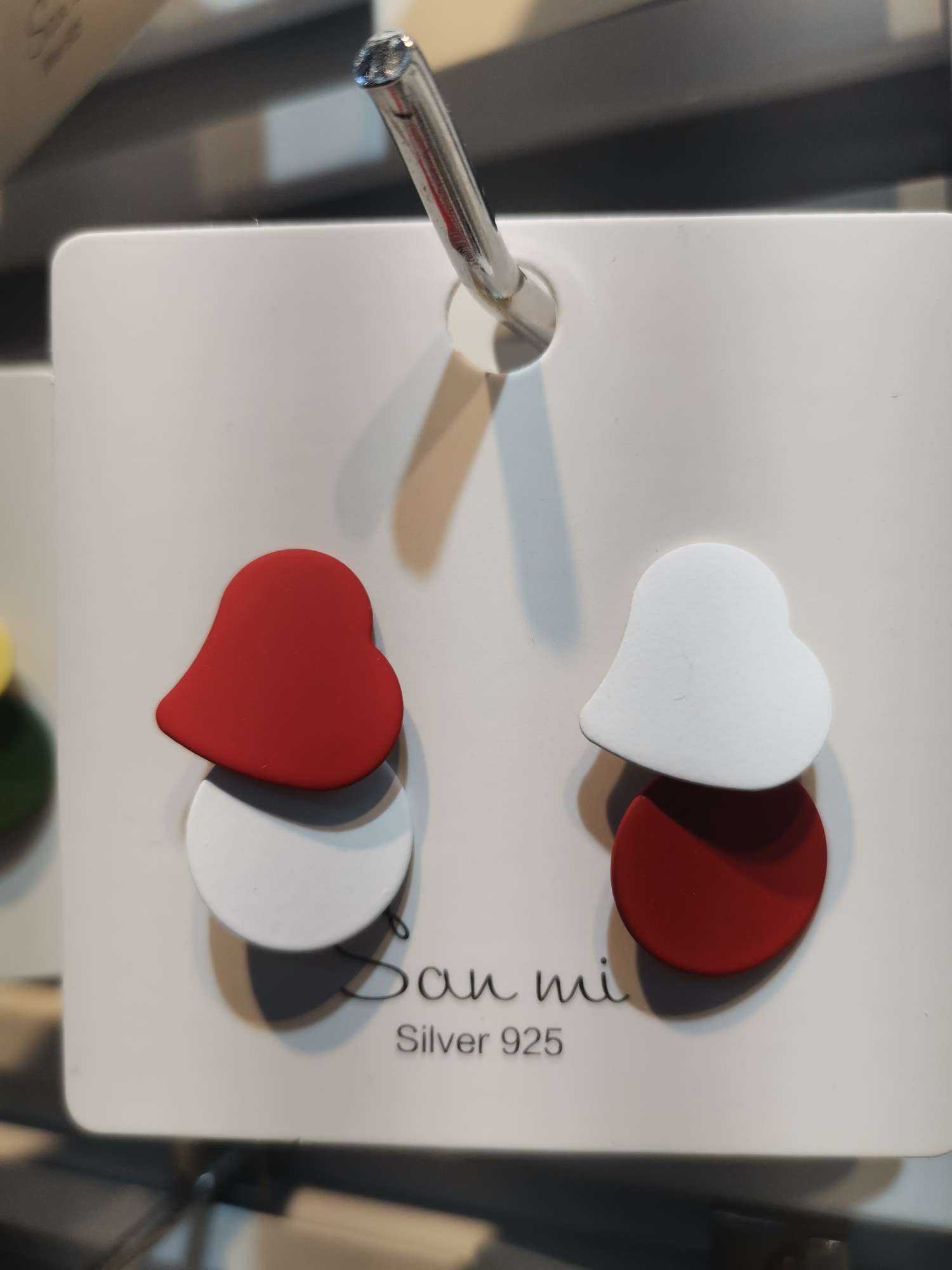 Spray-painted heart earrings thumbnail